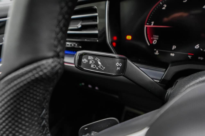 Volkswagen Touareg 3,0 V6 TDI 4Motion R-Line - LAGER 210 kW (286 P... — photo 10