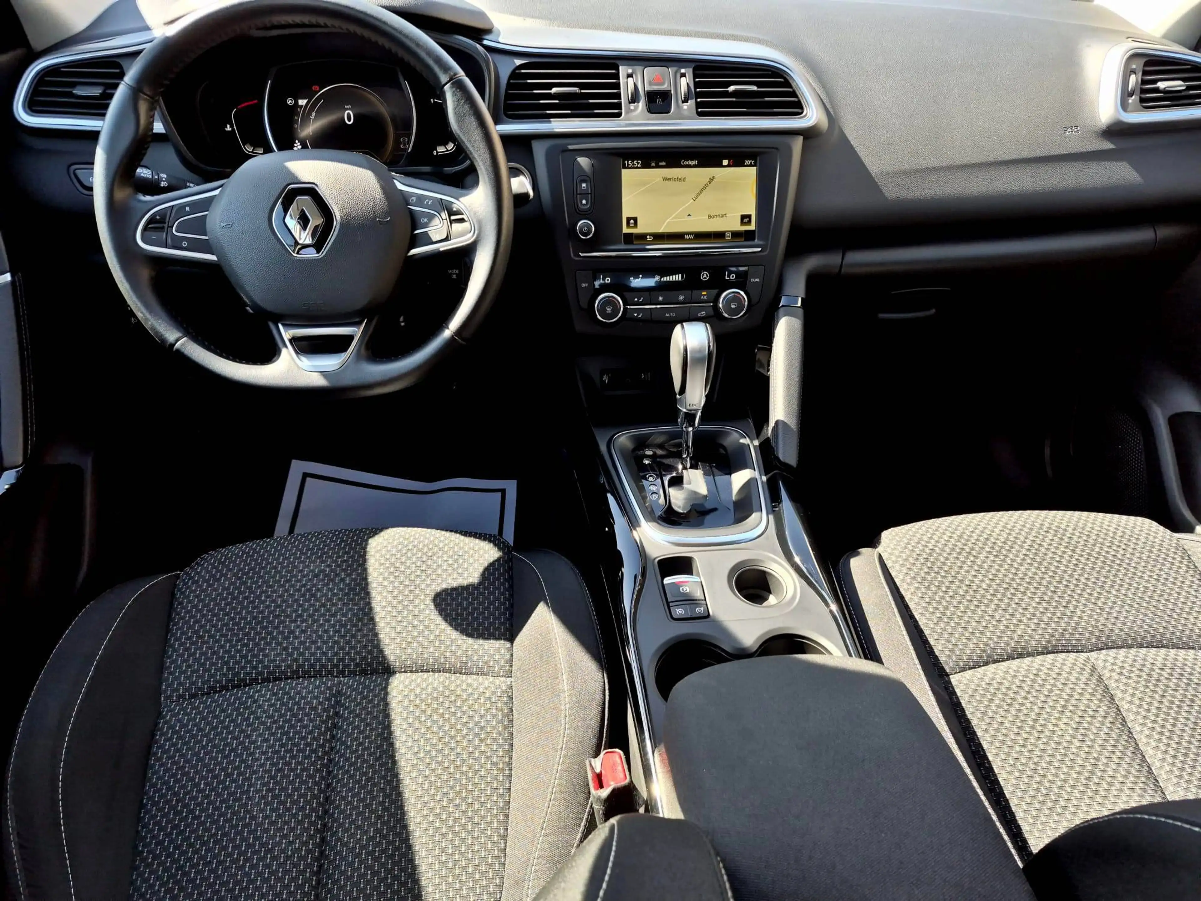 Renault Kadjar Experience| 131PS| Automatik| 2.Hand| 77tkm.| Navi| Keyless — photo 9