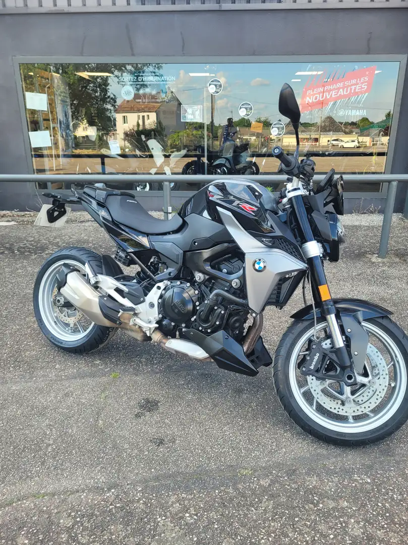 BMW F 900 R Negro - 1