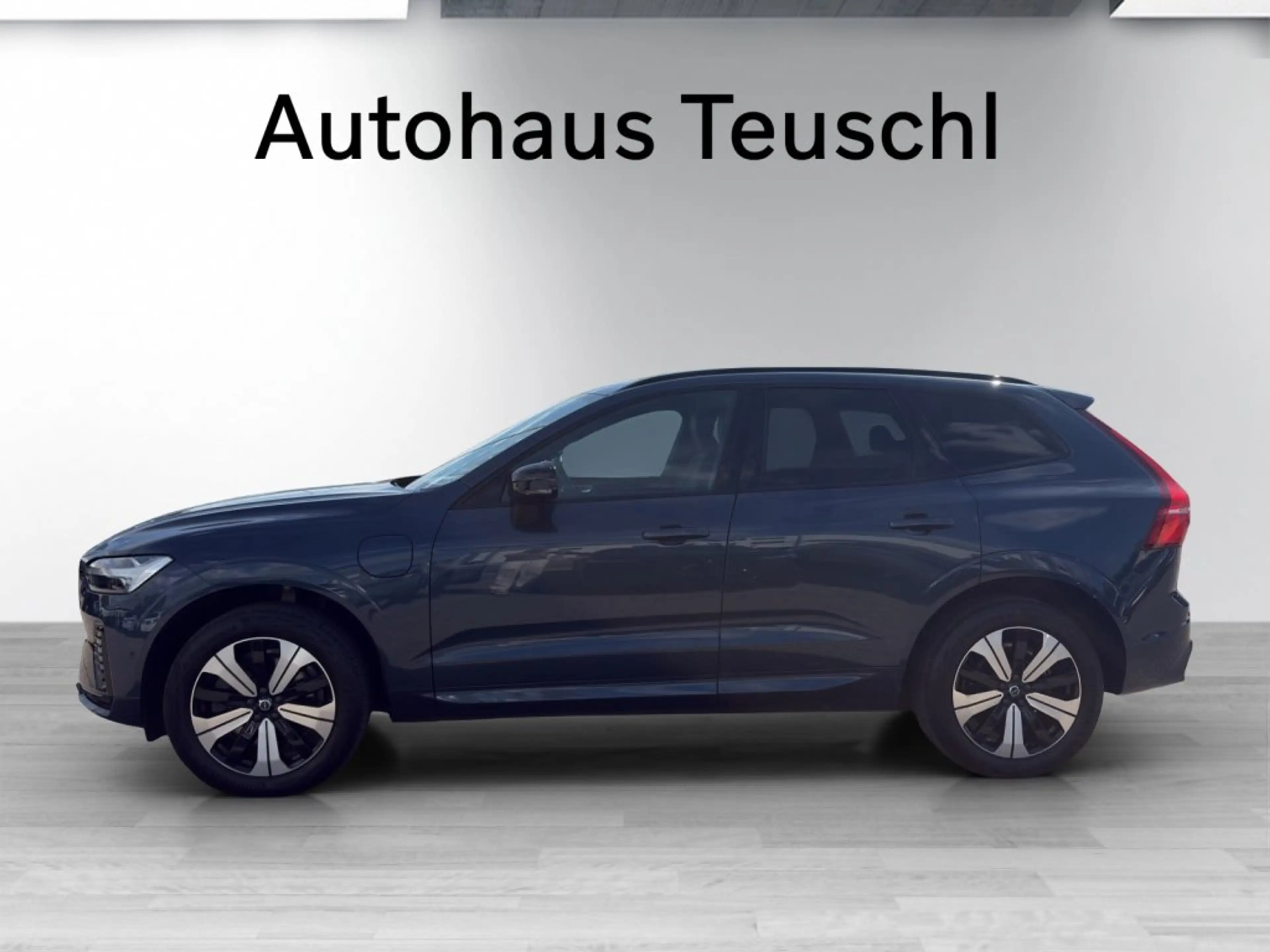 Volvo XC60 Recharge Plus, T6 AWD Plug-in Hybrid, Elektri — photo 3