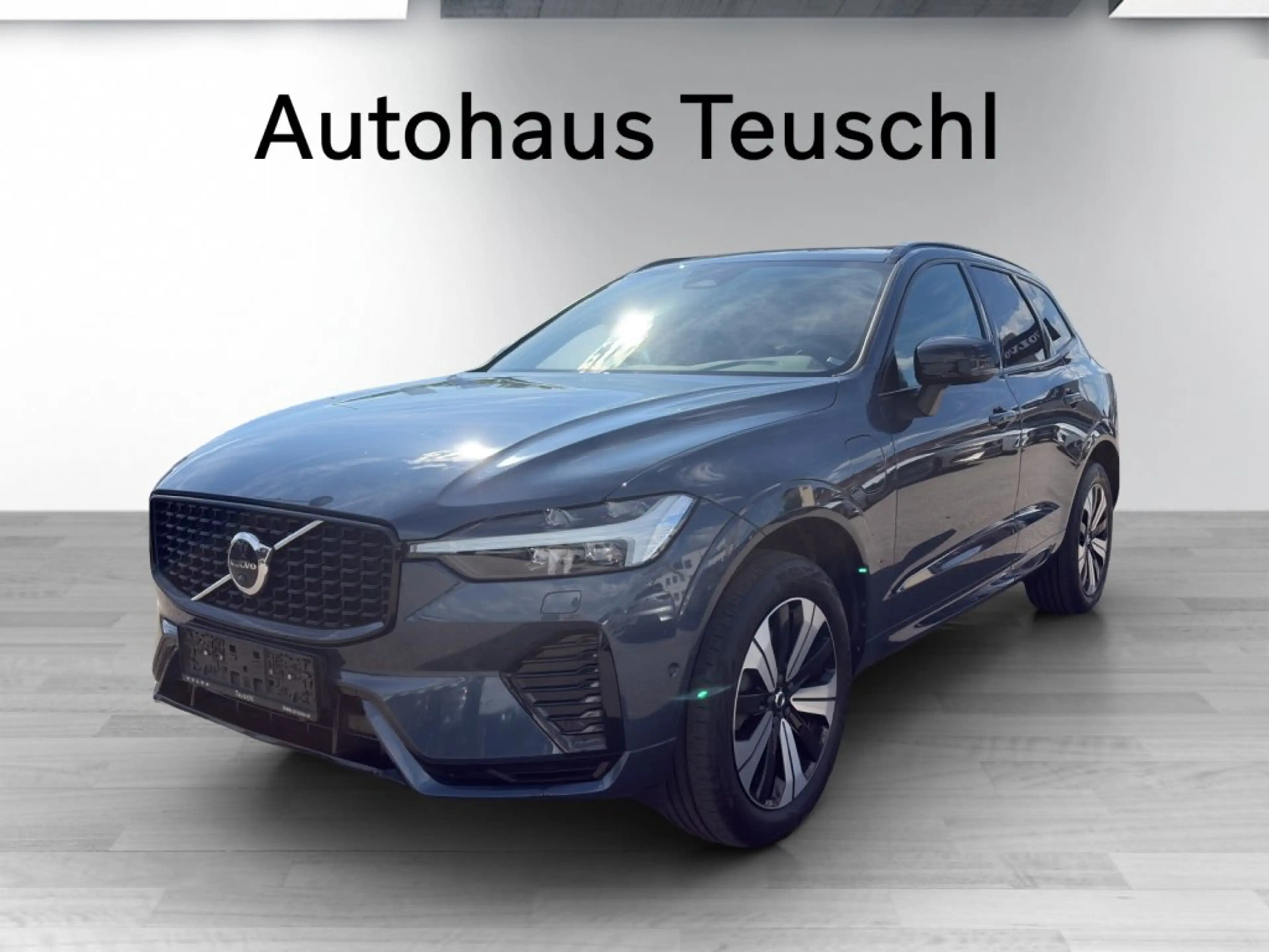 Volvo XC60 Recharge Plus, T6 AWD Plug-in Hybrid, Elektri