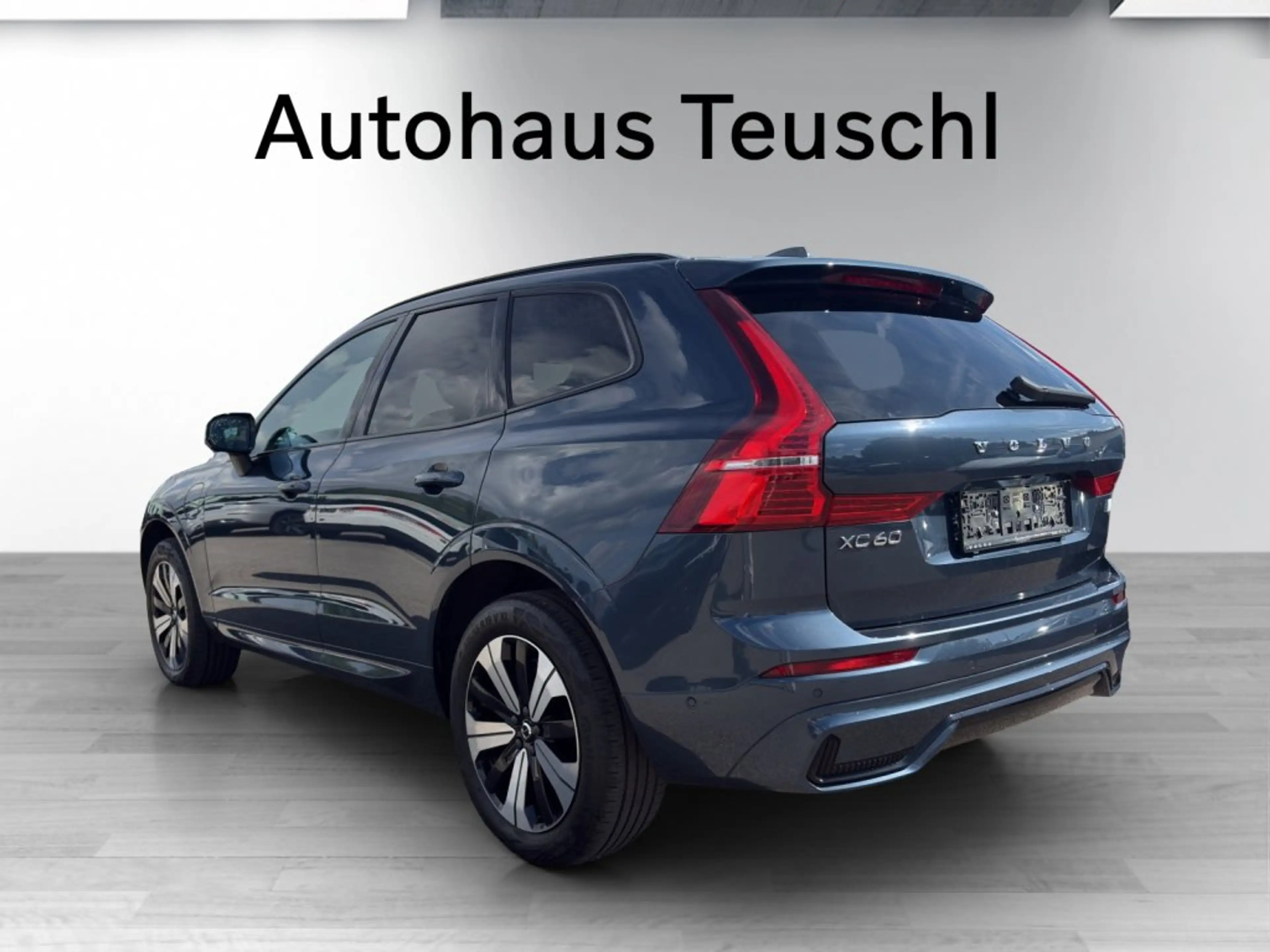 Volvo XC60 Recharge Plus, T6 AWD Plug-in Hybrid, Elektri — photo 4