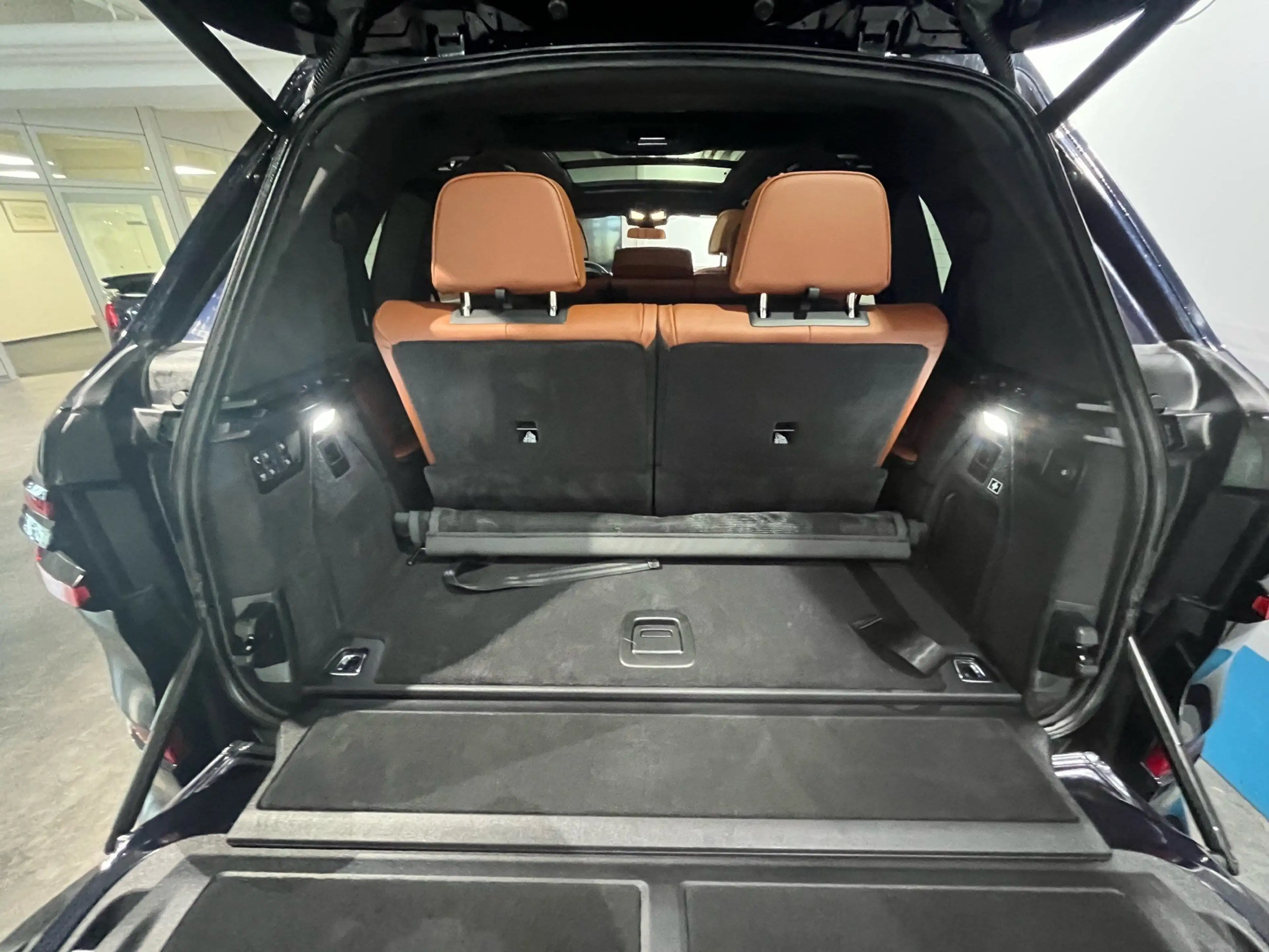 BMW X7 M 60i xDrive Sportpaket Gestiksteuerung DAB — photo 9