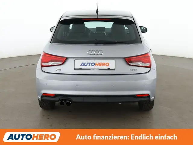 Audi A1 view 5