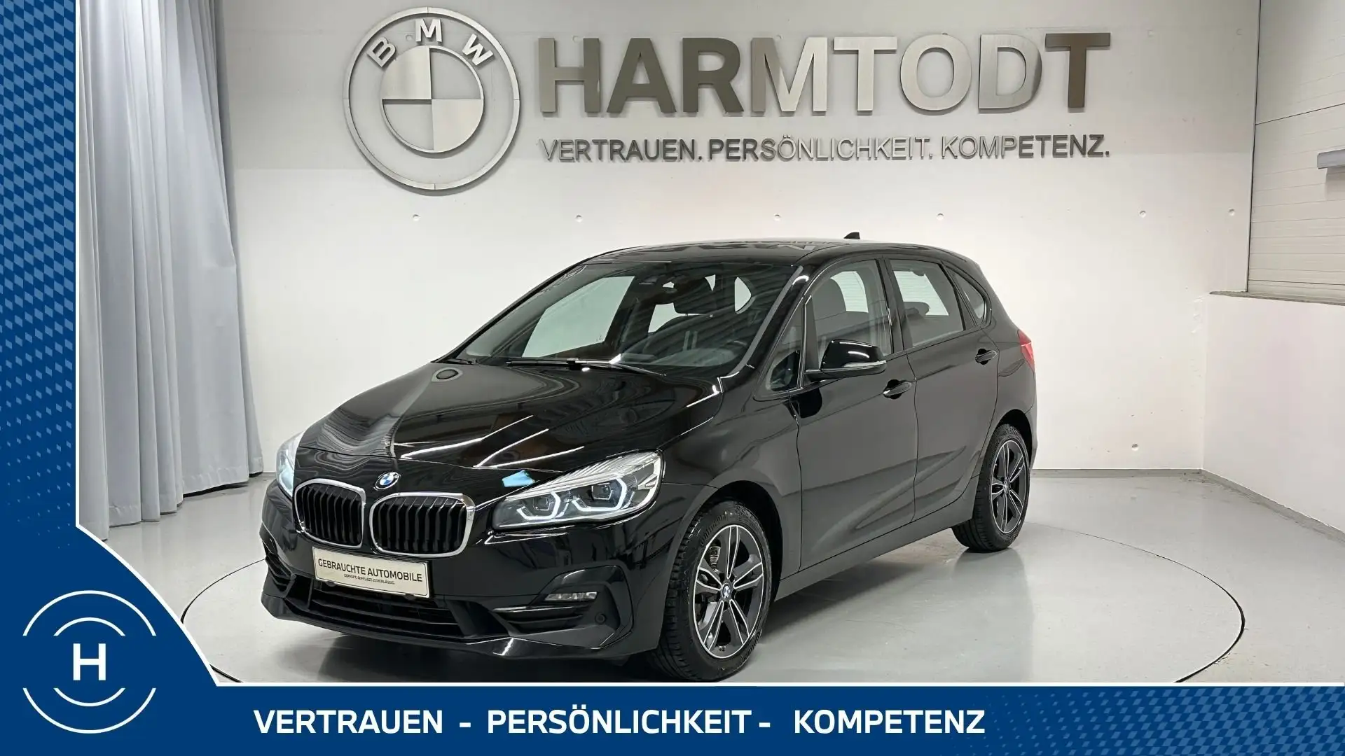 BMW 218 d Active Tourer *Sport Line* Schwarz - 1