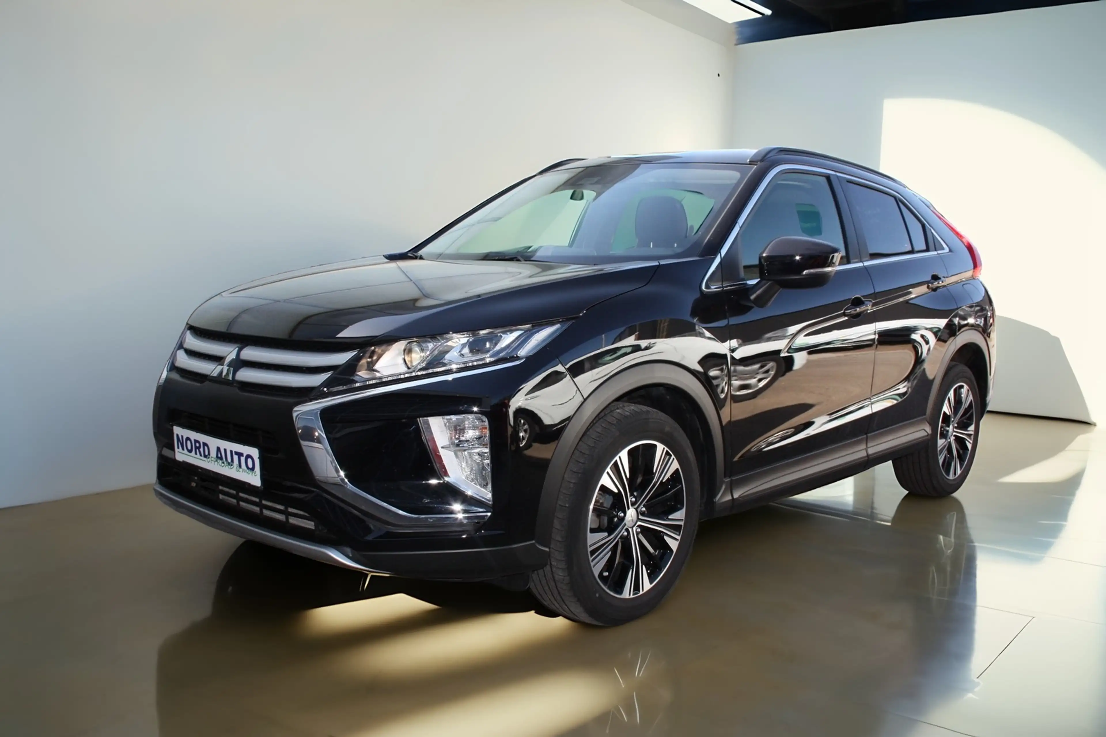 Mitsubishi Eclipse Cross 1.5 Autom. MultiMedia/Kam/Tüv NEU — photo 2