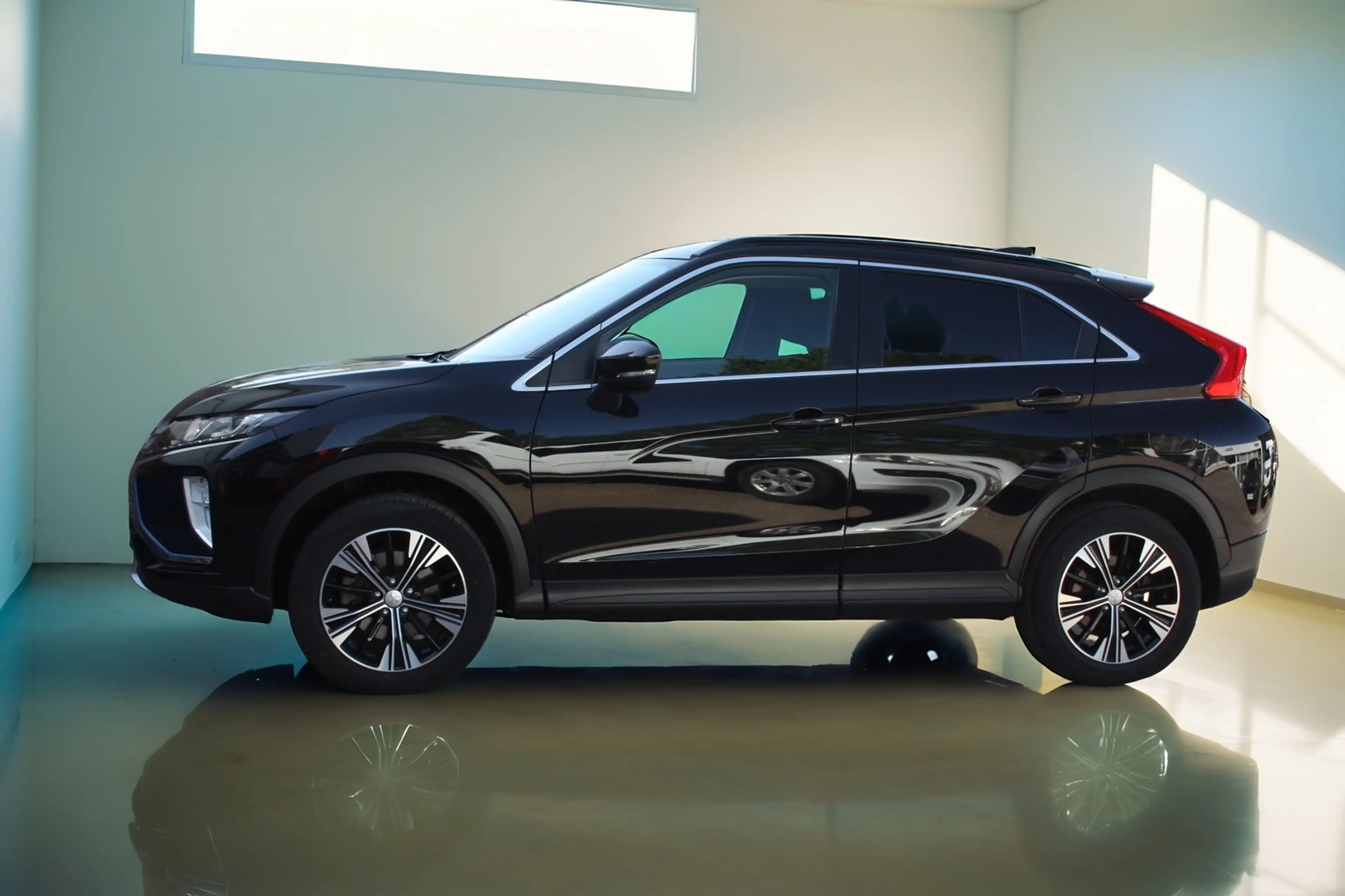 Mitsubishi Eclipse Cross 1.5 Autom. MultiMedia/Kam/Tüv NEU — photo 5