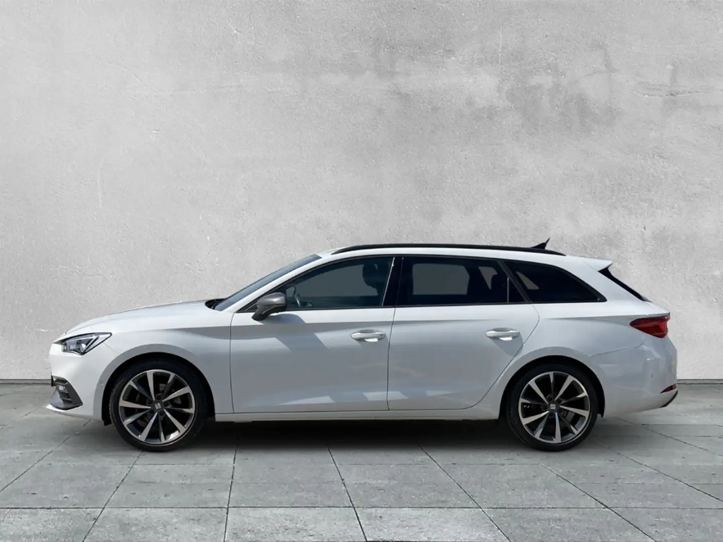 SEAT Leon SPORTSTOURER 1.5 eTSI LED+NAVI+PDC+ACC+SHZ Weiß - 2