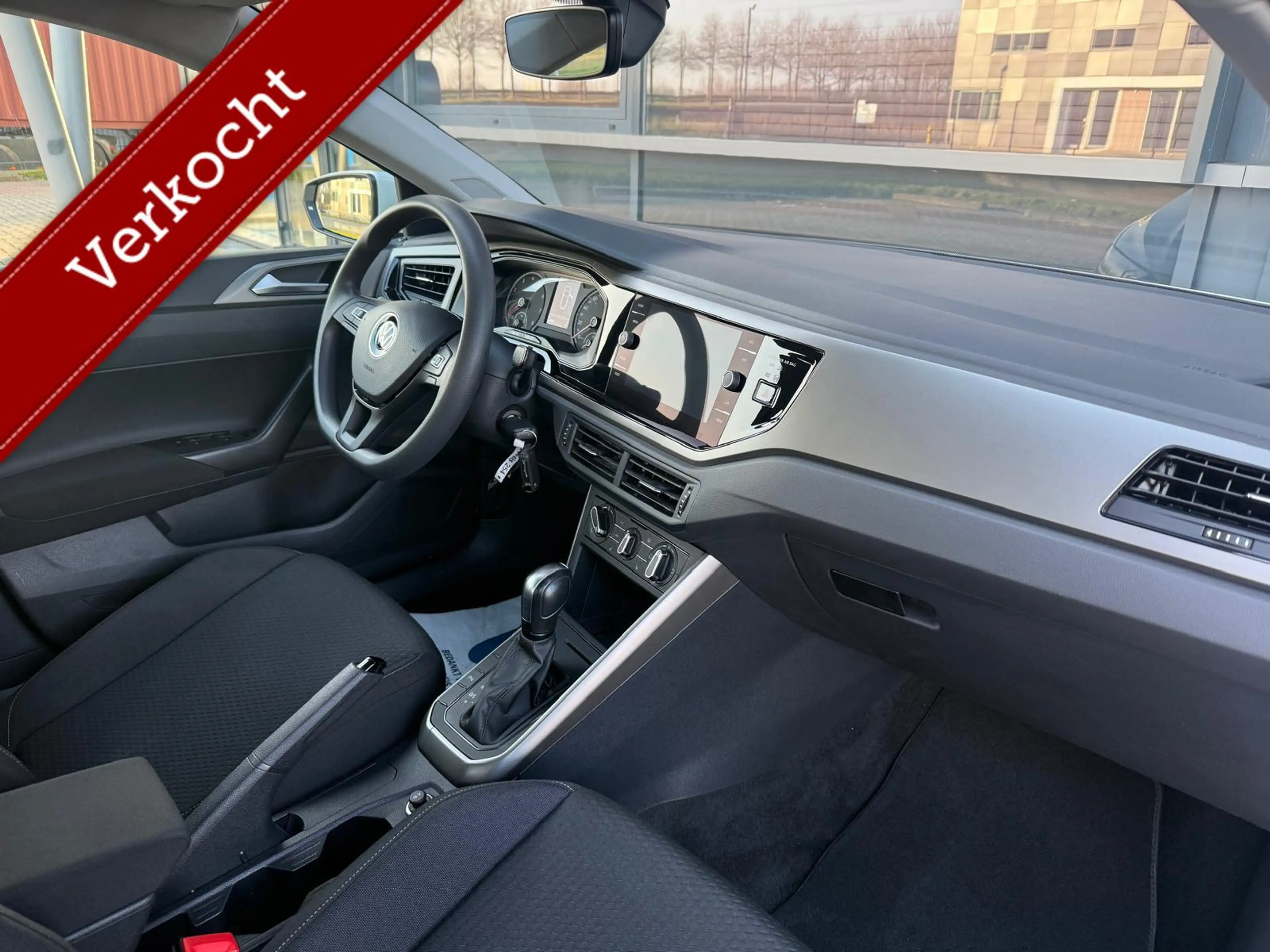 Volkswagen Polo 1.0 TSI Life/DSG/Navi/ Nieuwstaat!/ Dealerondehoud — photo 10