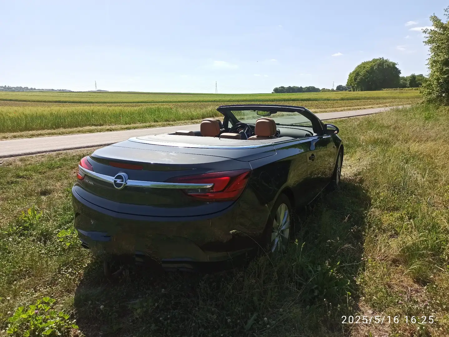 Opel Cascada 1.4 Turbo 140 ch Start/Stop Cosmo - 2