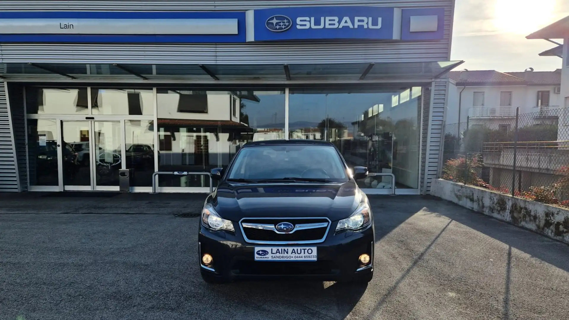 Subaru XV 2.0i ES Style 6mt 4X4 Nero - 2