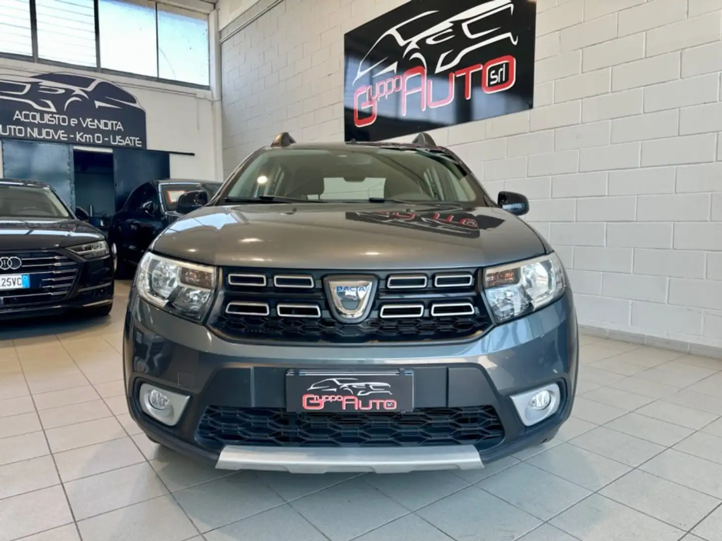 Dacia Sandero Stepway 1.5 dCi 8V 90CV S&S *NEOPAT*RETROCAMERA* Grey - 2