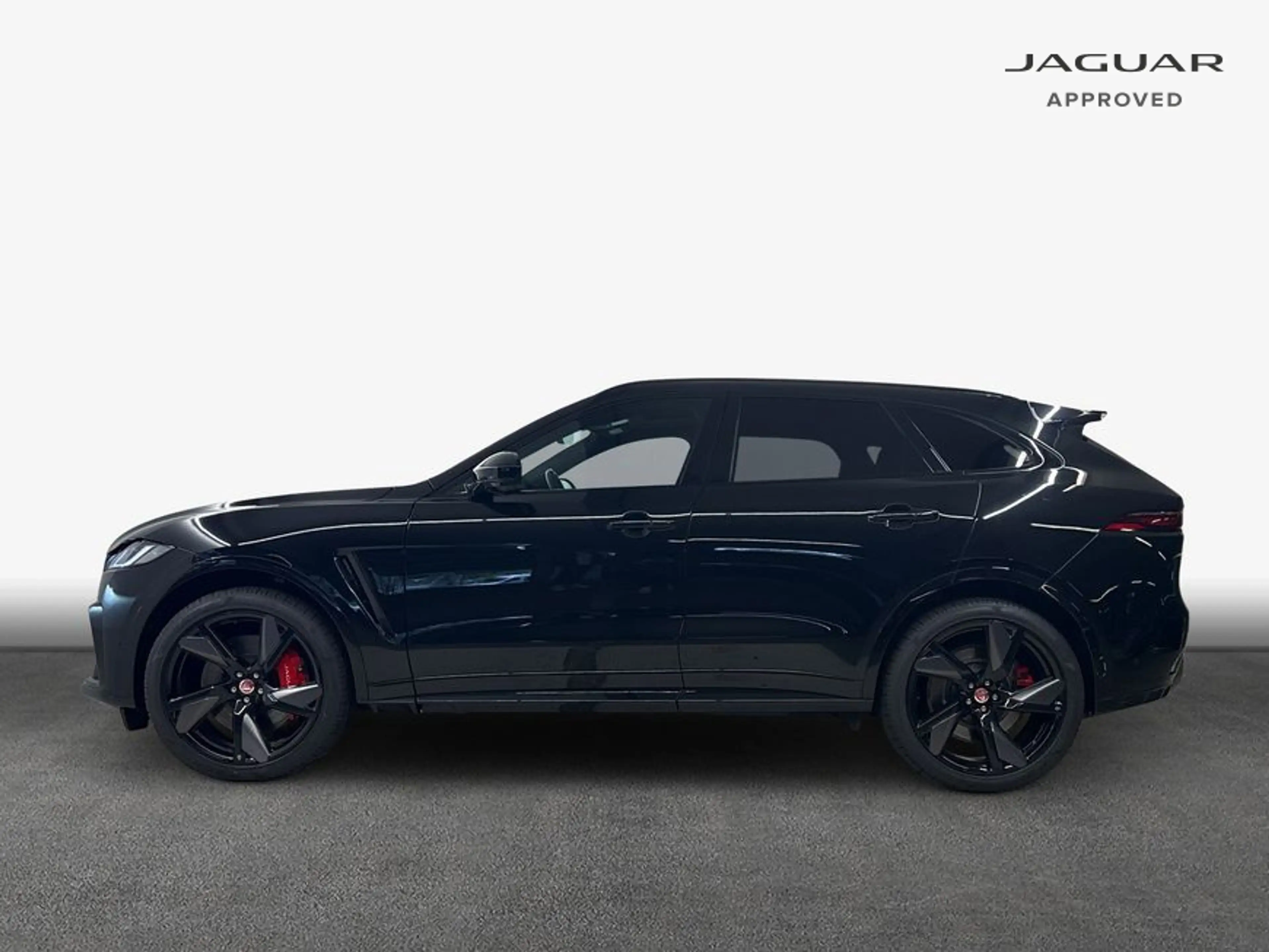 Jaguar F-Pace P550 AWD SVR — photo 6