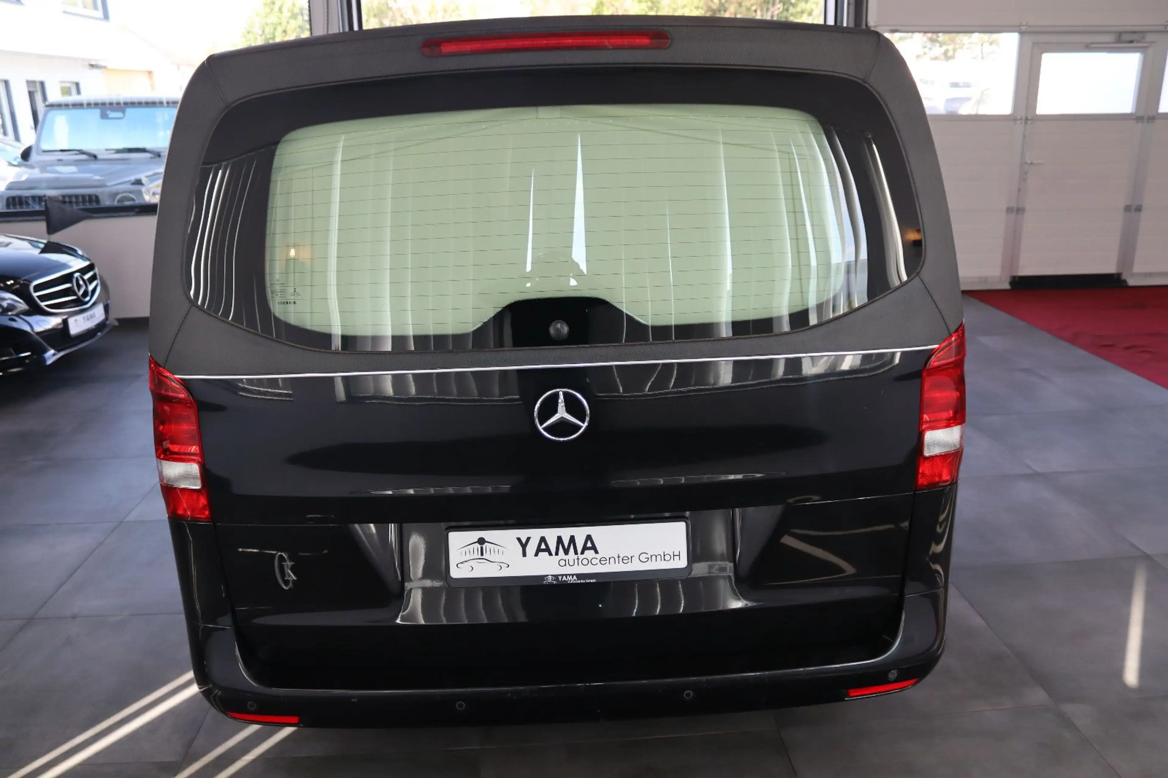 Mercedes-Benz Vito Kuhlmann Cars Bestattungswagen / Leichenwagen — photo 11