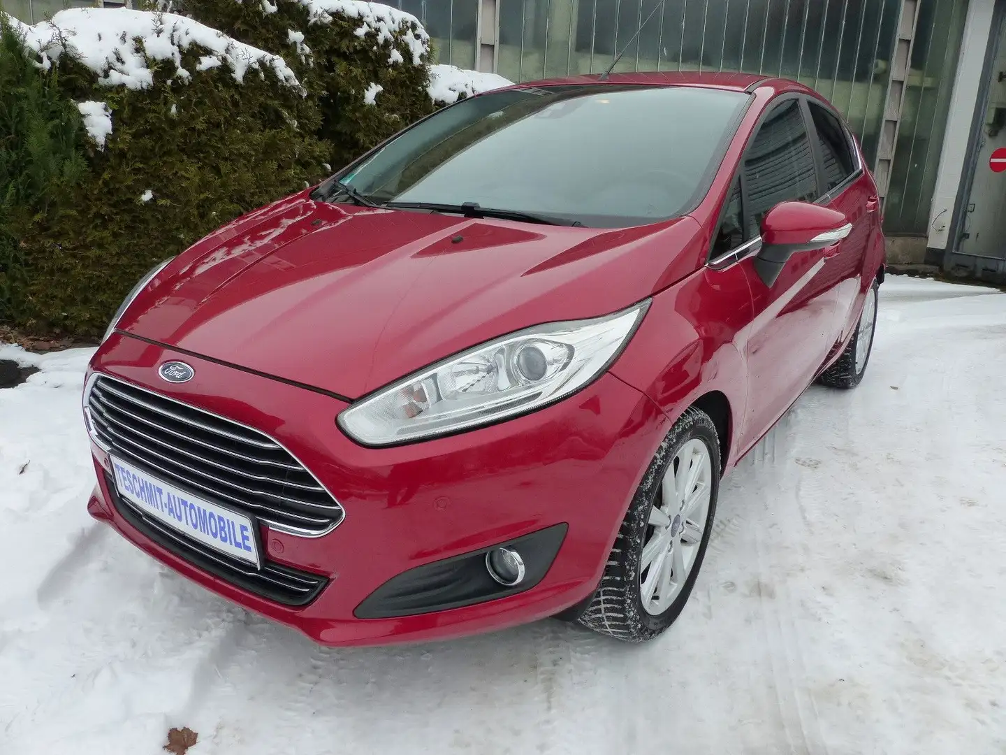 Ford Fiesta Titanium Automatik/Klimaaut/PDC/Sitzheiz. Rouge - 2