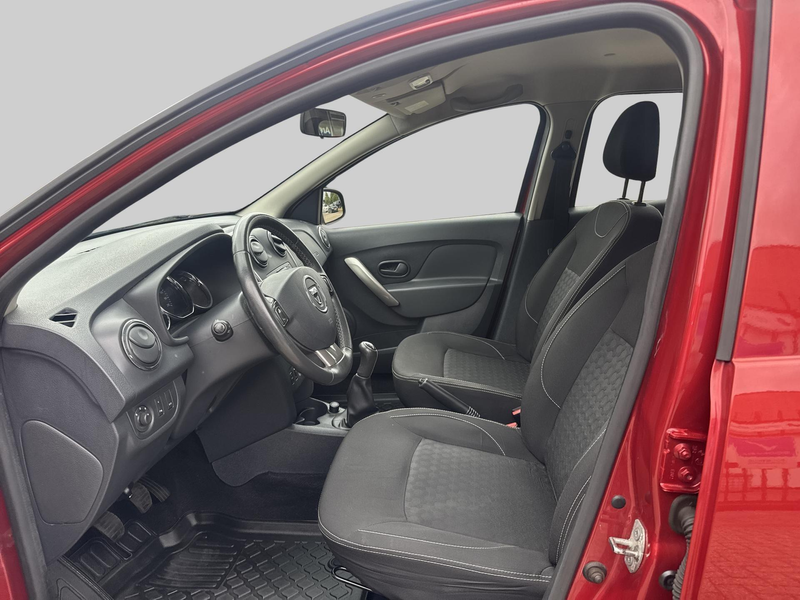 Dacia Sandero 0.9 TCe S&S Lauréate — photo 12