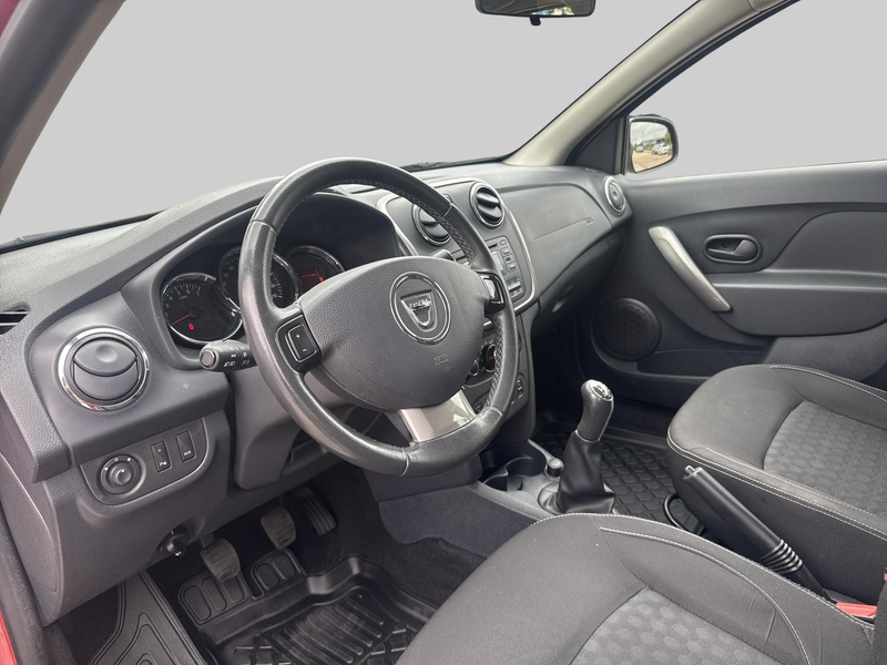 Dacia Sandero 0.9 TCe S&S Lauréate — photo 4