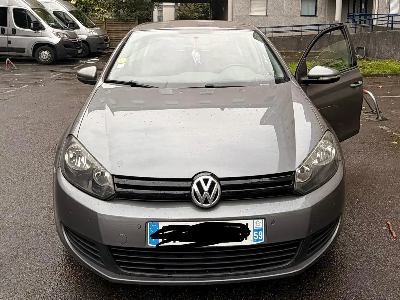 Volkswagen Golf Standard Model