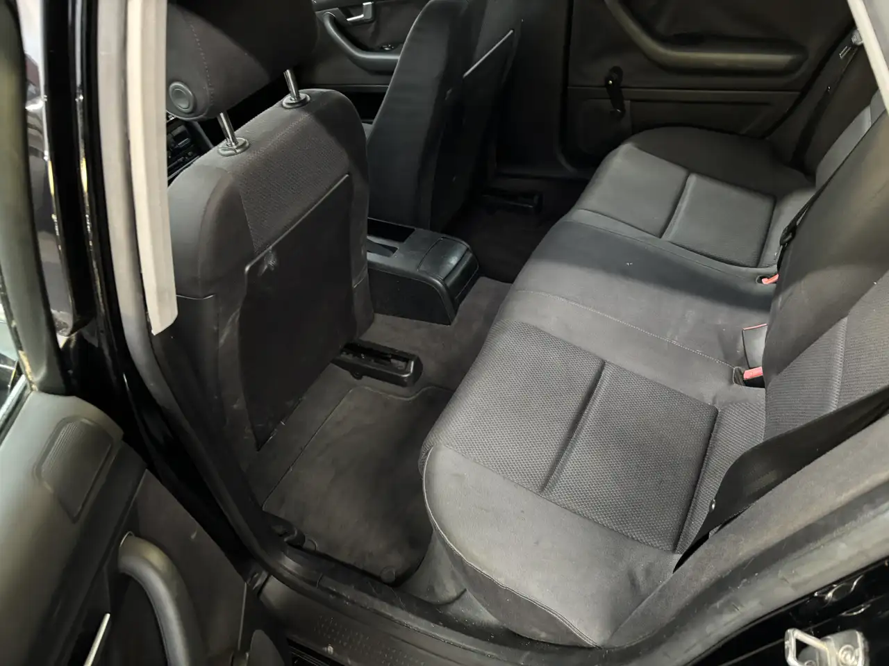 Audi A4 2.0, foto 5