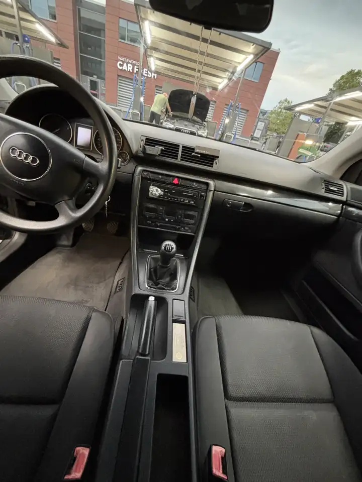 Audi A4 2.0, foto 3