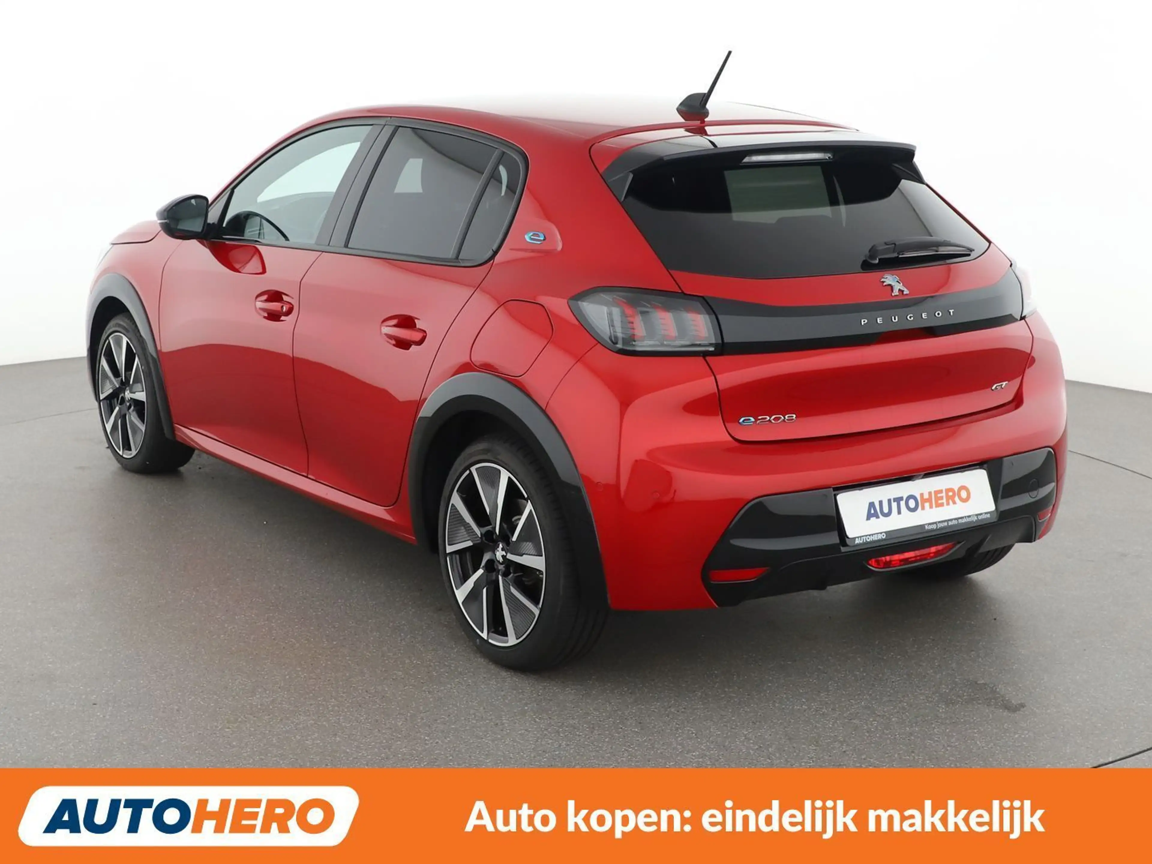 Peugeot e-208 electric drive 100 kW e GT — photo 4