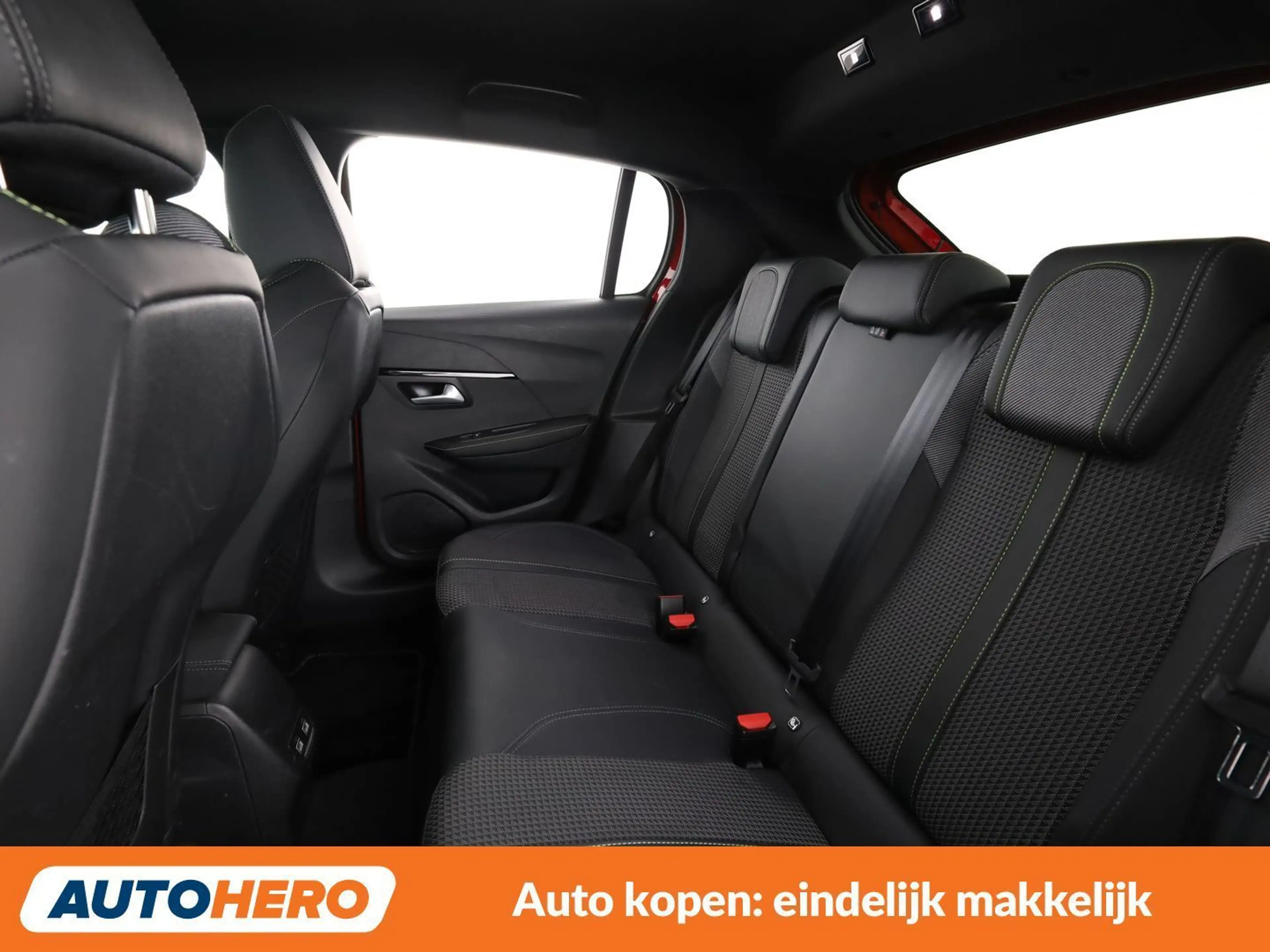 Peugeot e-208 electric drive 100 kW e GT — photo 15