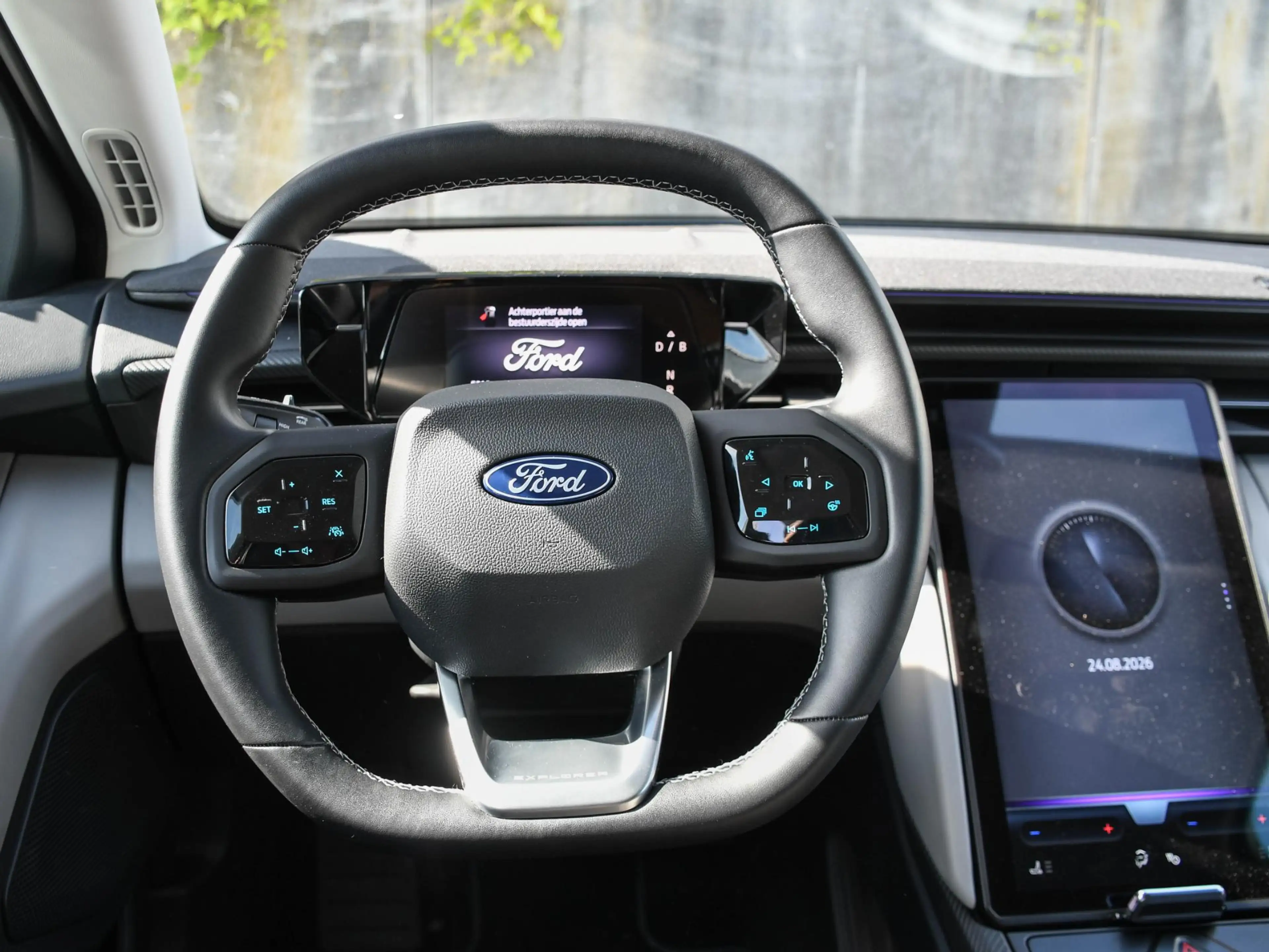 Ford Explorer Premium Extended Range 77kWh 286pk Automaat LEDER — photo 15
