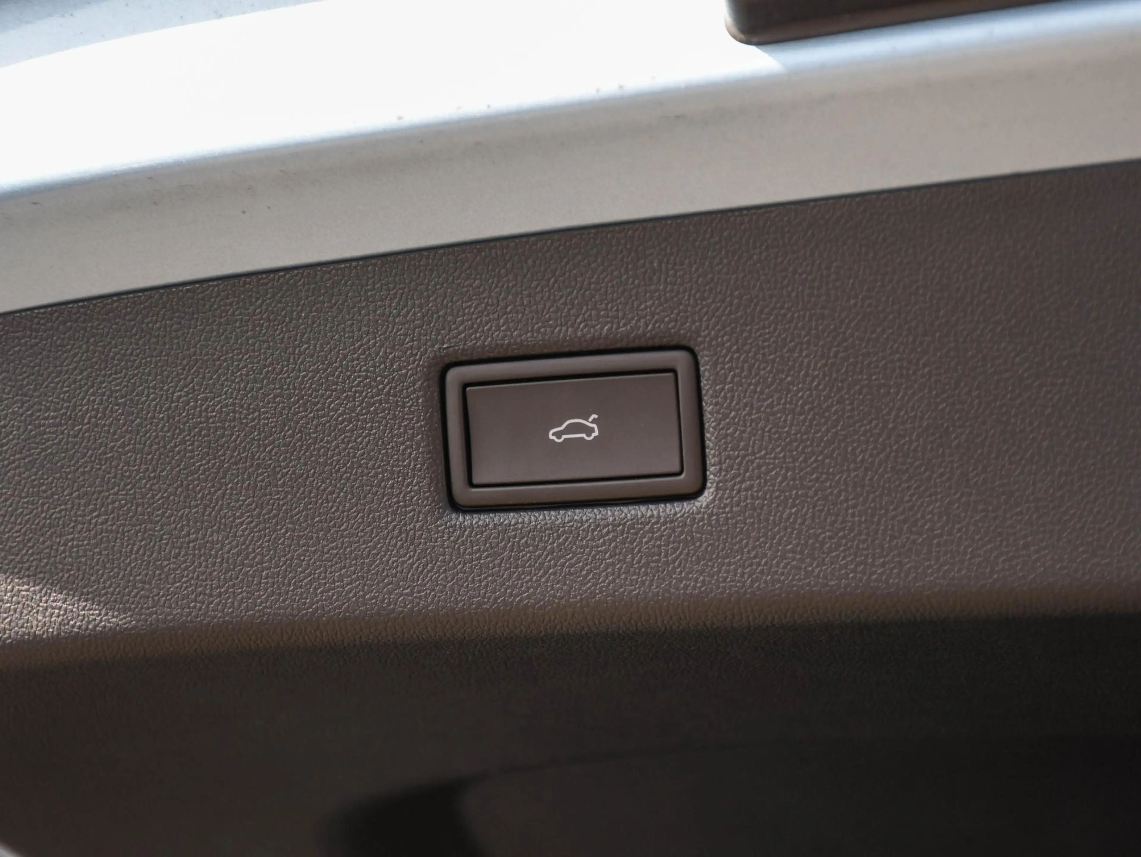 Ford Explorer Premium Extended Range 77kWh 286pk Automaat LEDER — photo 13