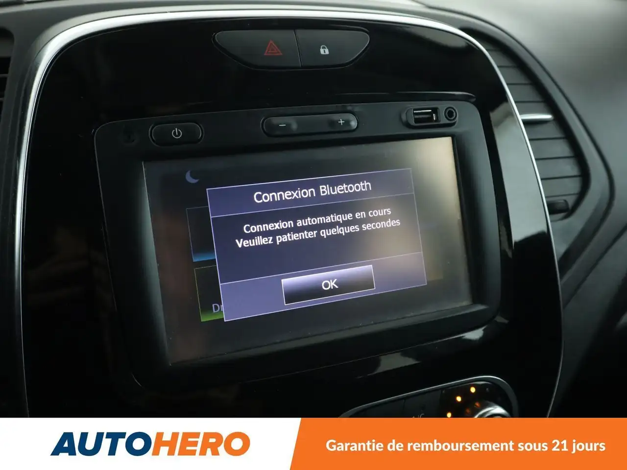 Renault Captur — photo 23