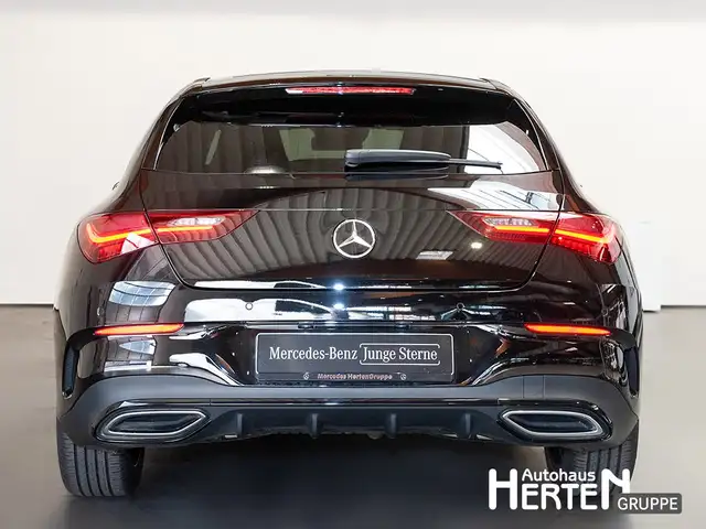 Mercedes-Benz Cla view 4