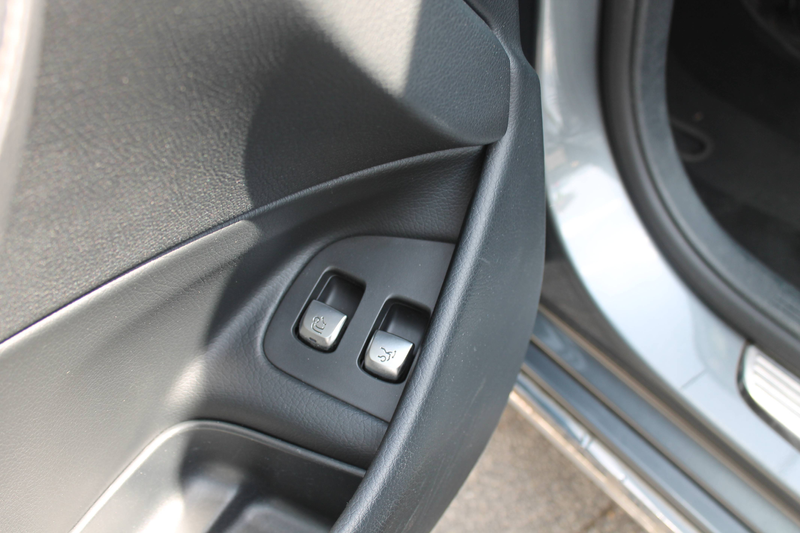 Mercedes-Benz E 200 E 200 d Business Solution (EU6d-TEMP) — photo 13