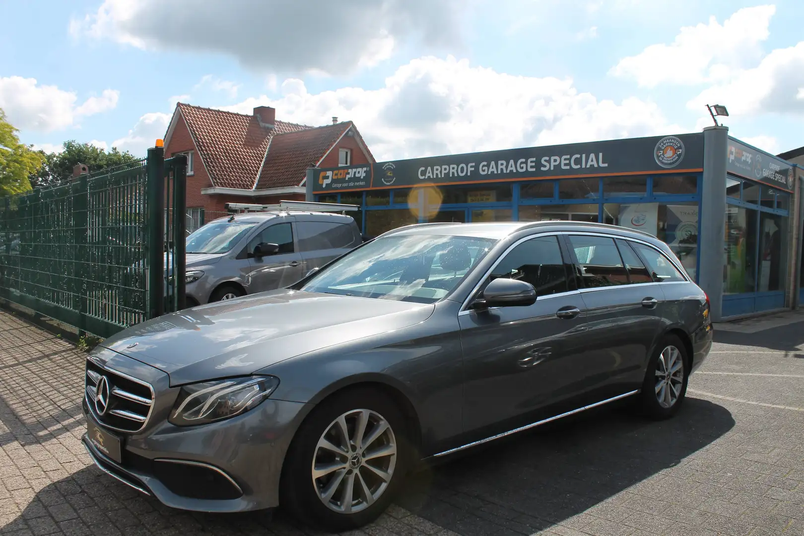 MERCEDES-BENZ Clasa E