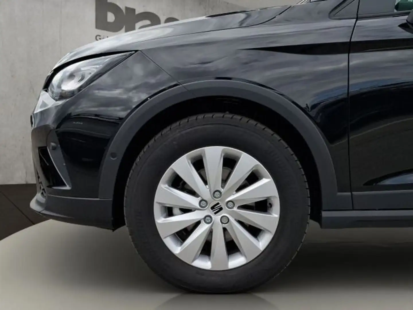 SEAT Arona Road Edition Schwarz - 2