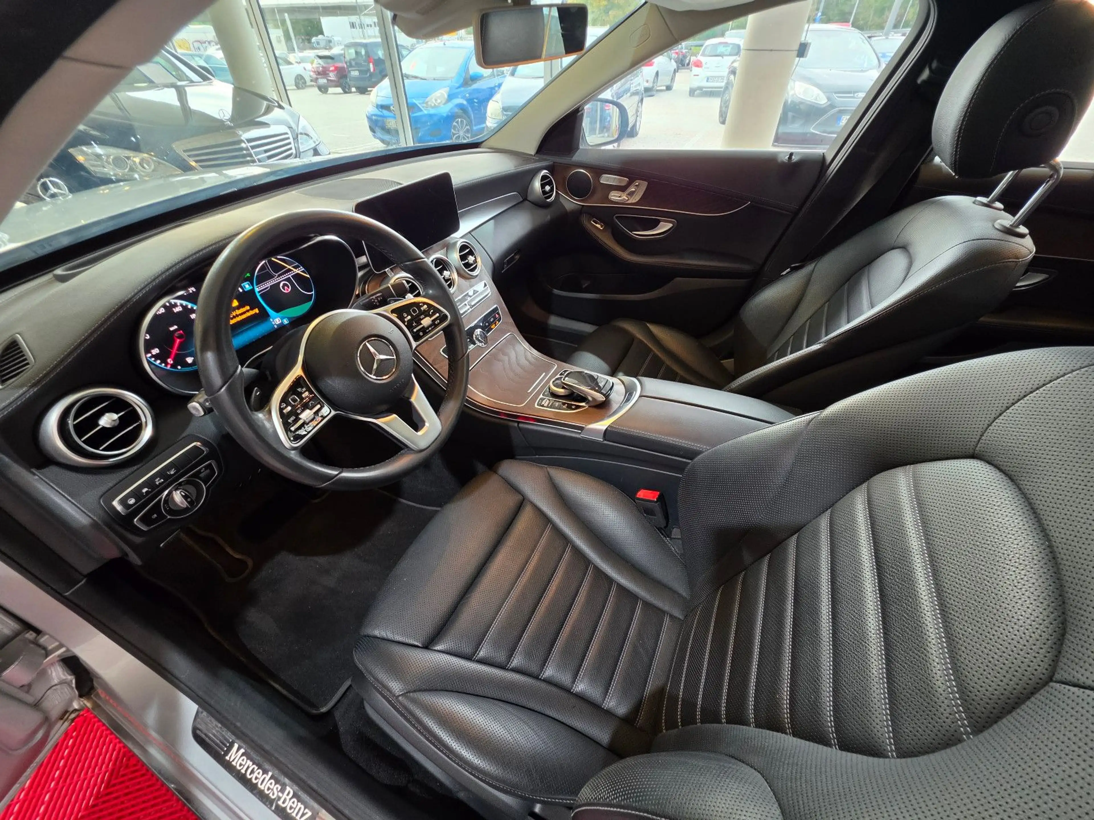 Mercedes-Benz C 400 C Limo. 4Matic AMG+ACC+LED+360°+PANO — photo 10