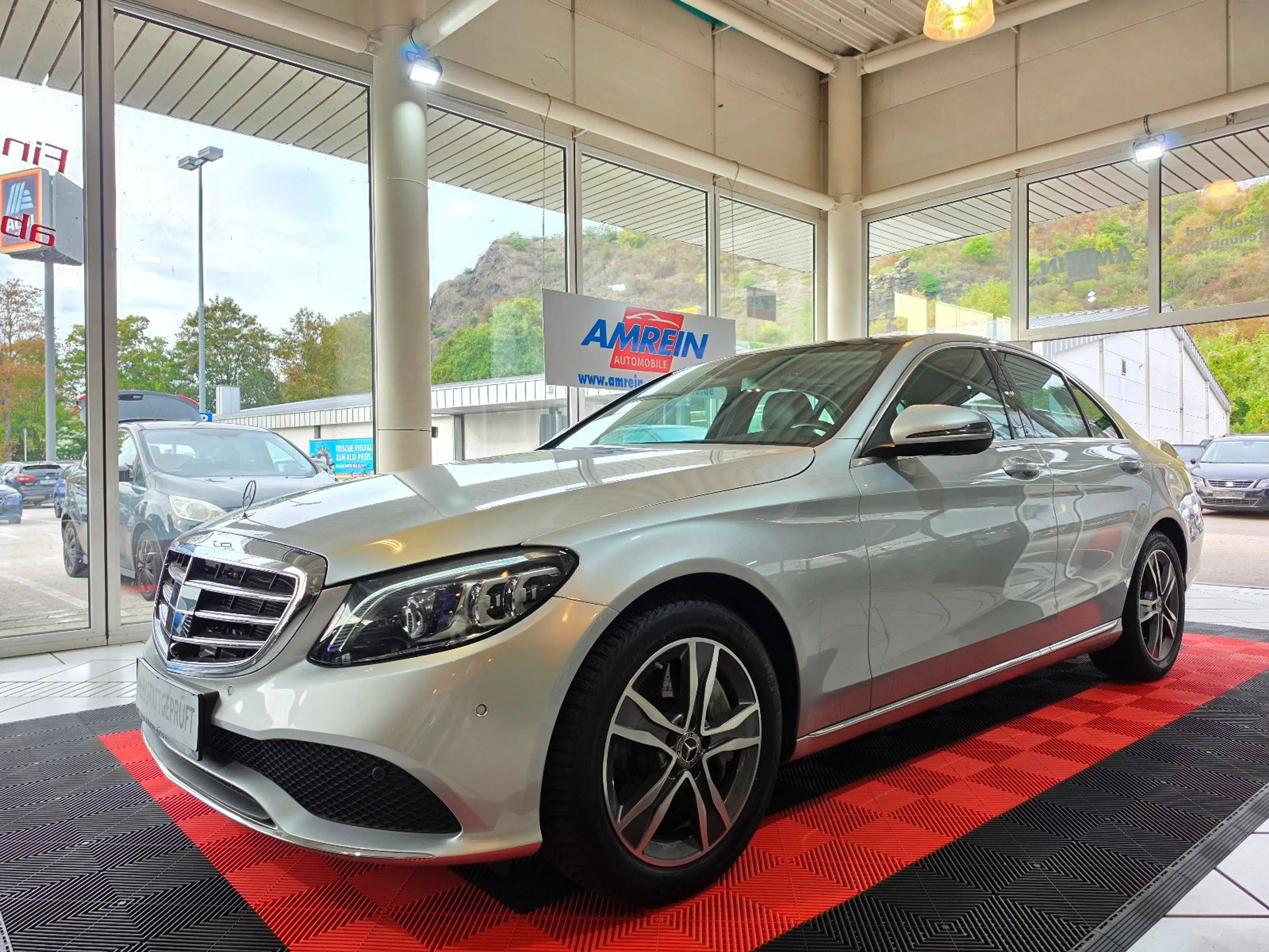 Mercedes-Benz C 400 C Limo. 4Matic AMG+ACC+LED+360°+PANO — photo 3