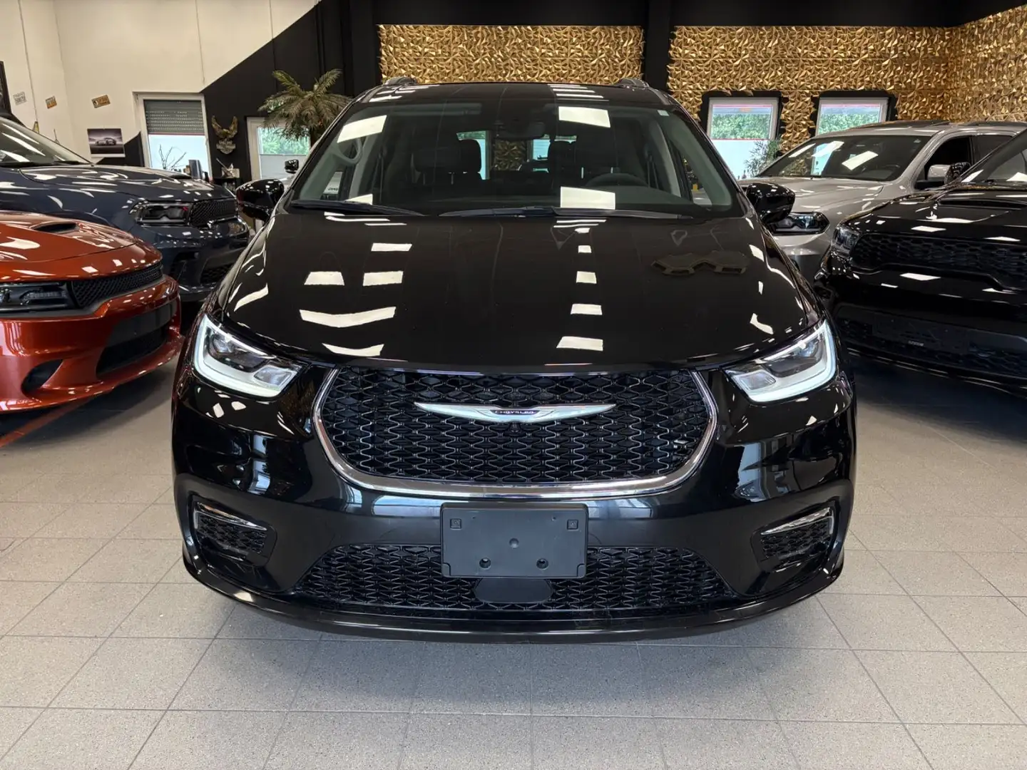Chrysler Pacifica Touring L/ACC/7-Sitzer/LED/elt. Tür/Top Noir - 2