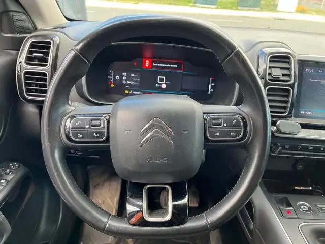 Citroen C5 Aircross view 8