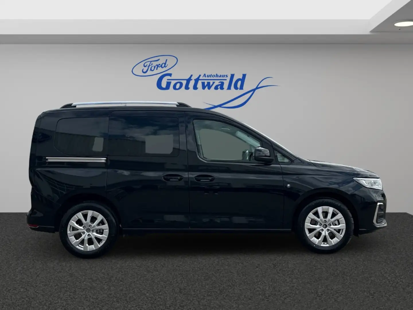 Ford Tourneo Connect L1 Titanium LED RFK PDC Schwarz - 2