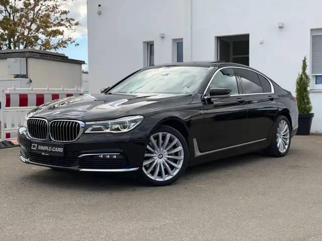 BMW 730 d xDrive*Kamera*Glasdach*DisplayKey*Komfort*