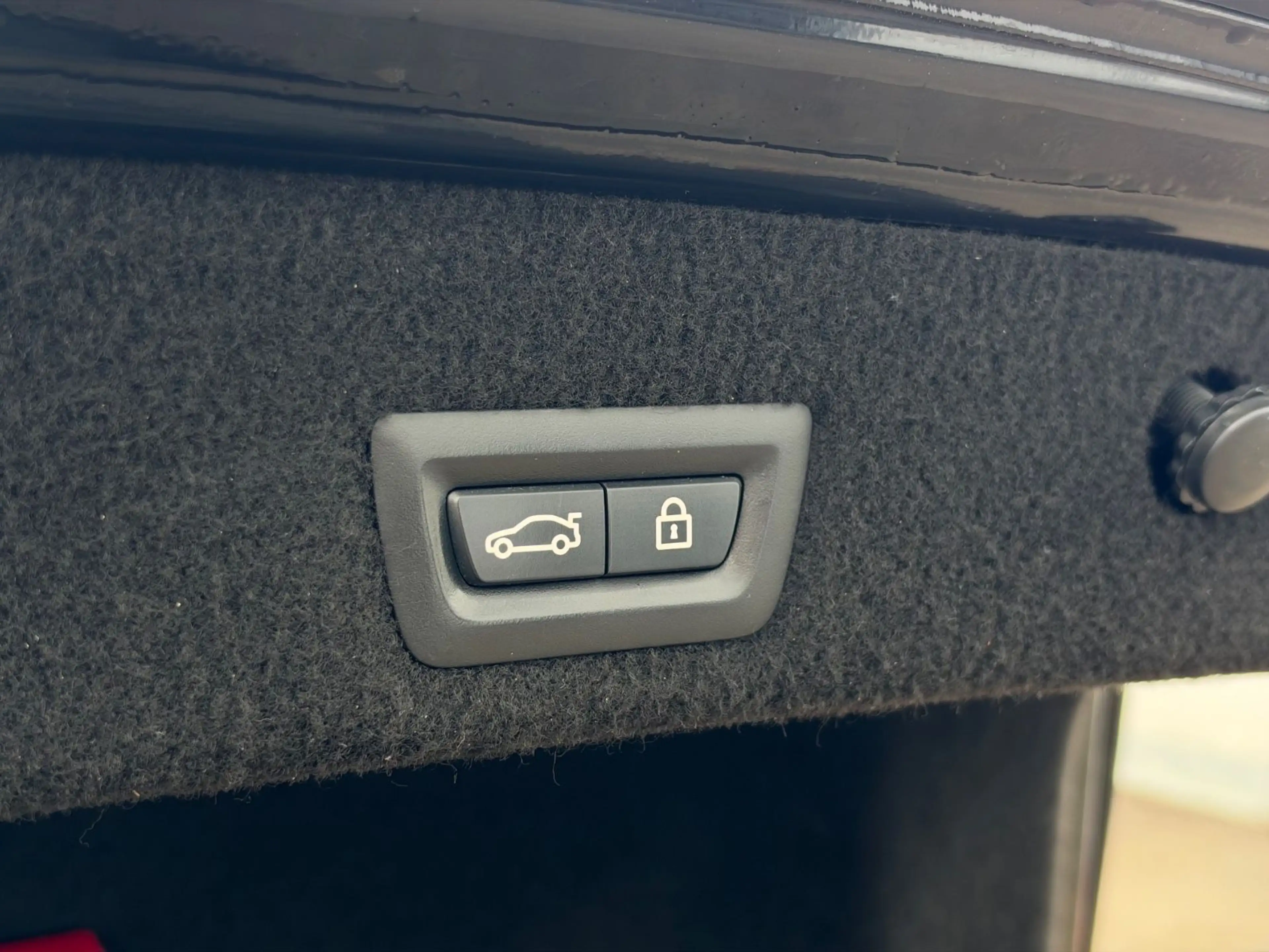 BMW 730 d xDrive*Kamera*Glasdach*DisplayKey*Komfort* — photo 18