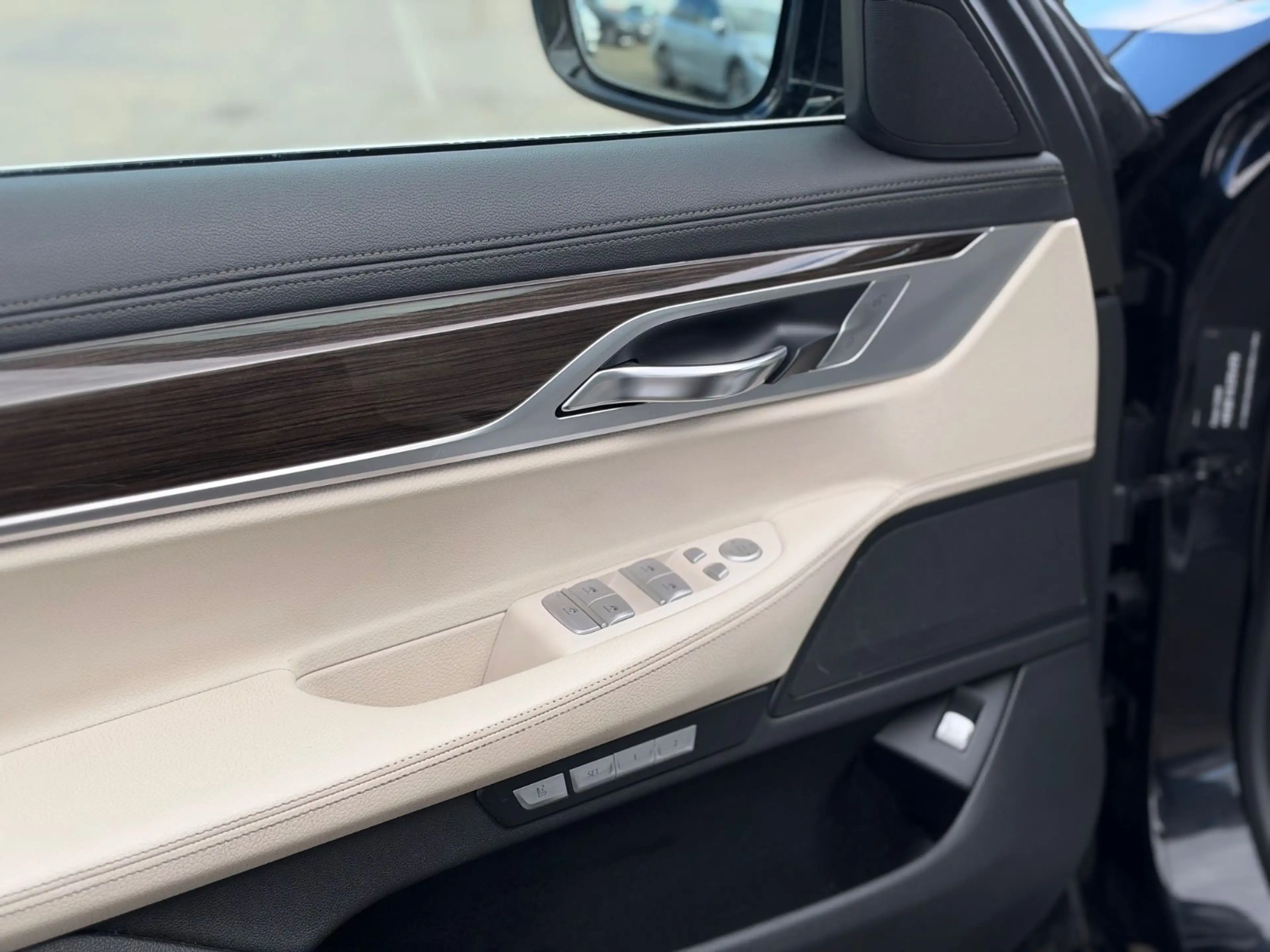 BMW 730 d xDrive*Kamera*Glasdach*DisplayKey*Komfort* — photo 10