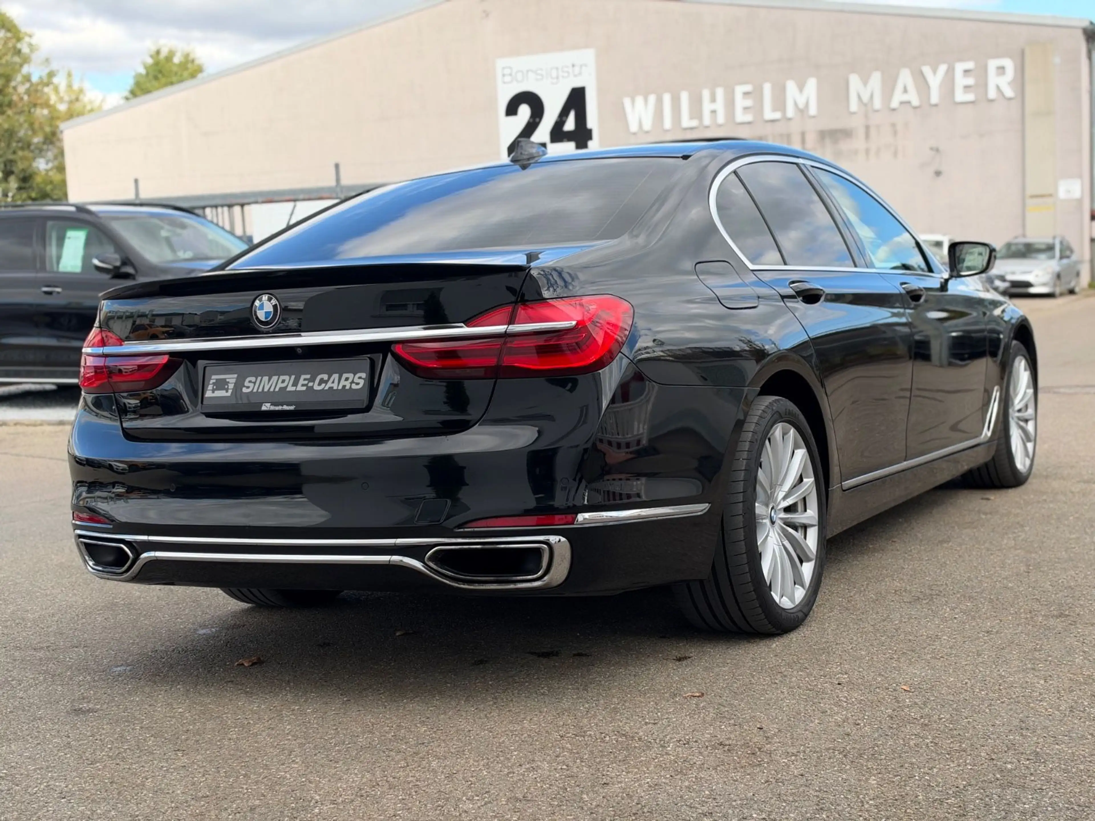 BMW 730 d xDrive*Kamera*Glasdach*DisplayKey*Komfort* — photo 5