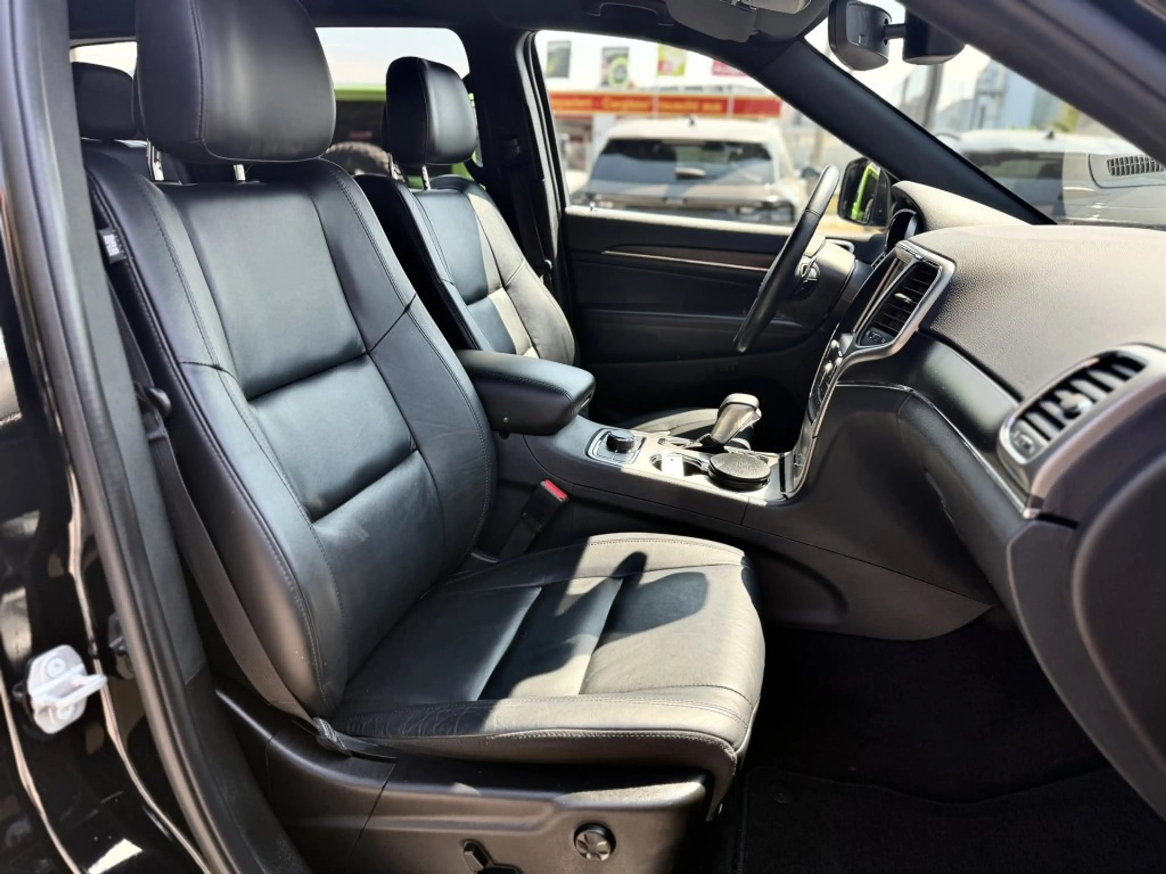 Jeep Grand Cherokee Limited 3.0 V6 — photo 10