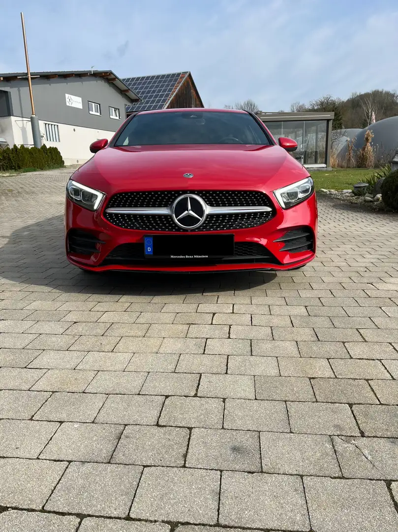 Mercedes-Benz A 250 7G-DCT AMG Line - 1
