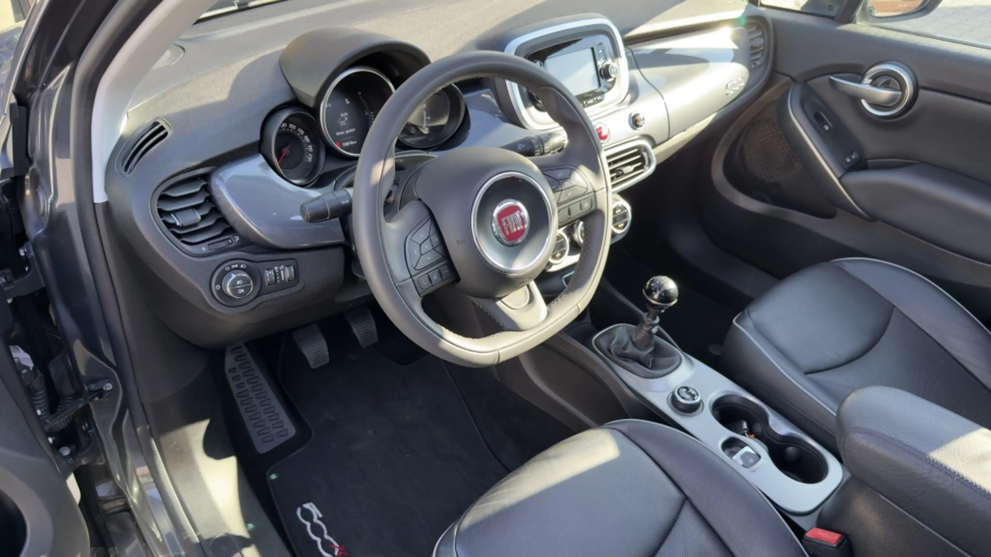 Fiat 500X 1.4 T M-Air PopStar — photo 15