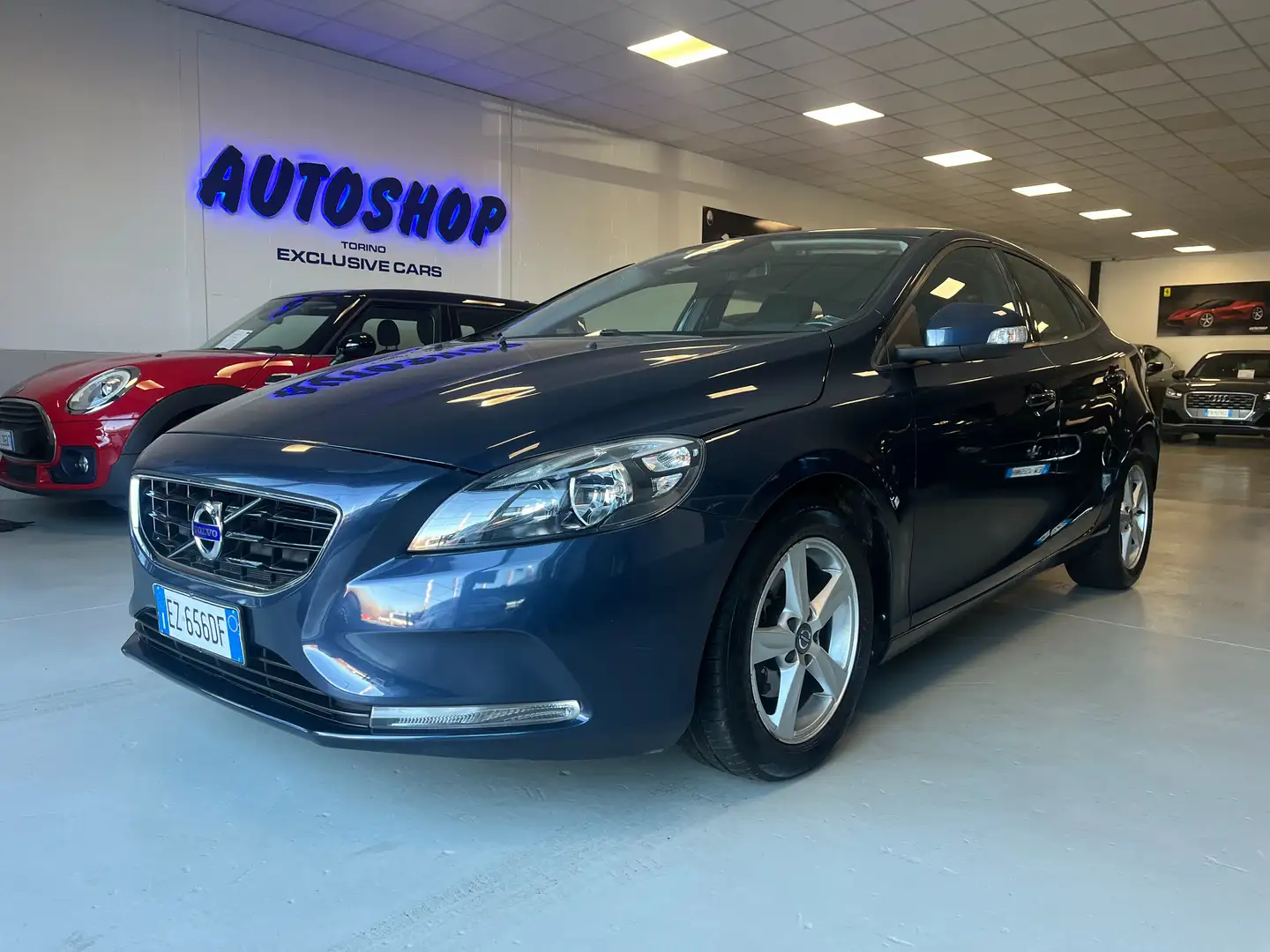 Volvo V40 V40 1.6 d2 Momentum Blu/Azzurro - 1