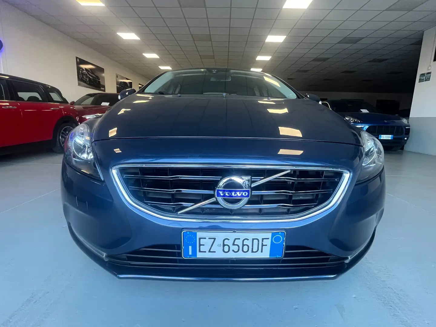 Volvo V40 V40 1.6 d2 Momentum Blu/Azzurro - 2
