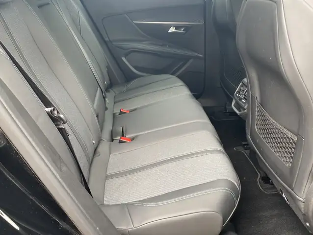 Peugeot 3008 view 13