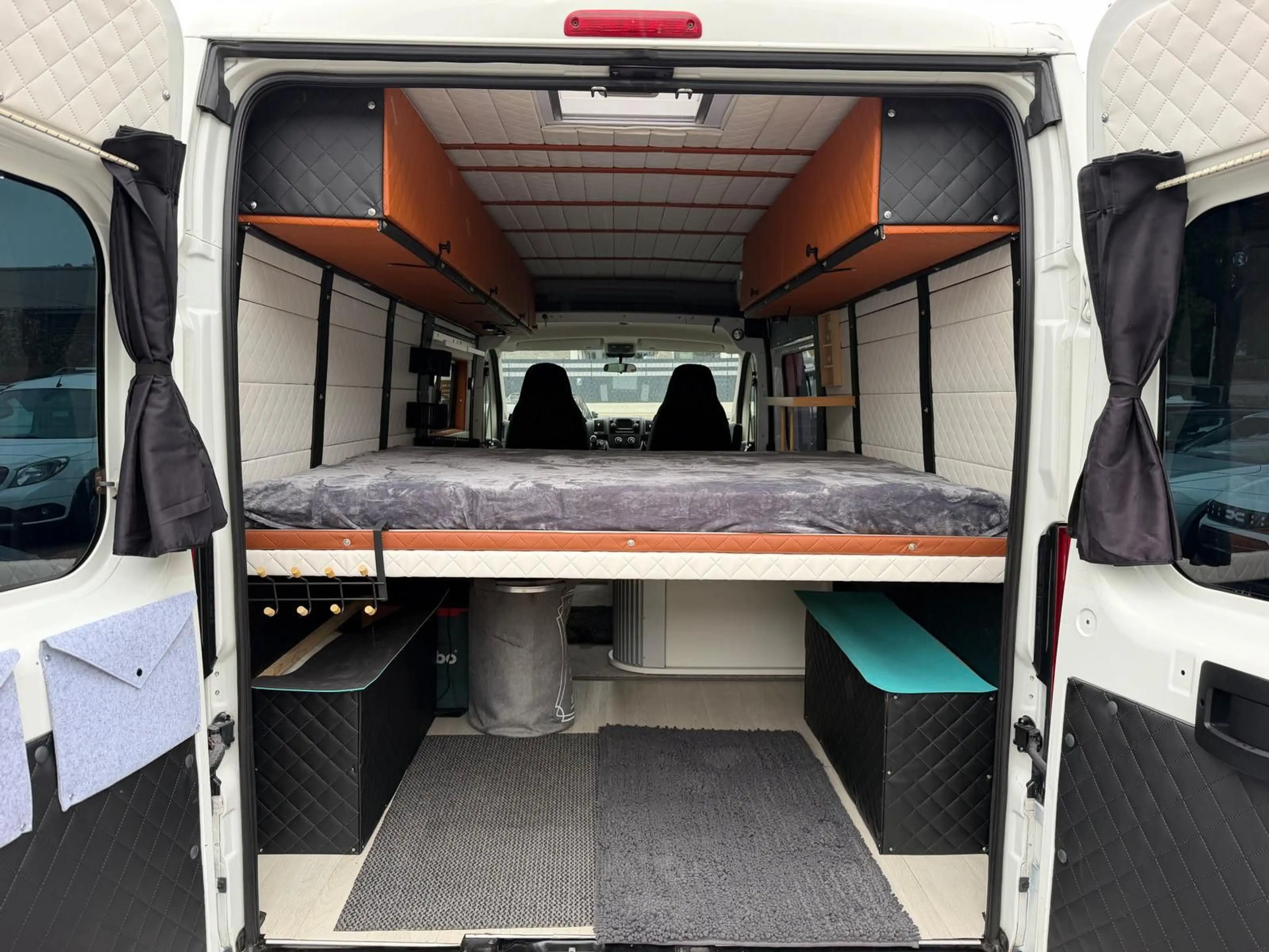 Peugeot Boxer Wohnmobil Hoch L3H2 Wohnmobil/KLIMA/BETT/S — photo 11