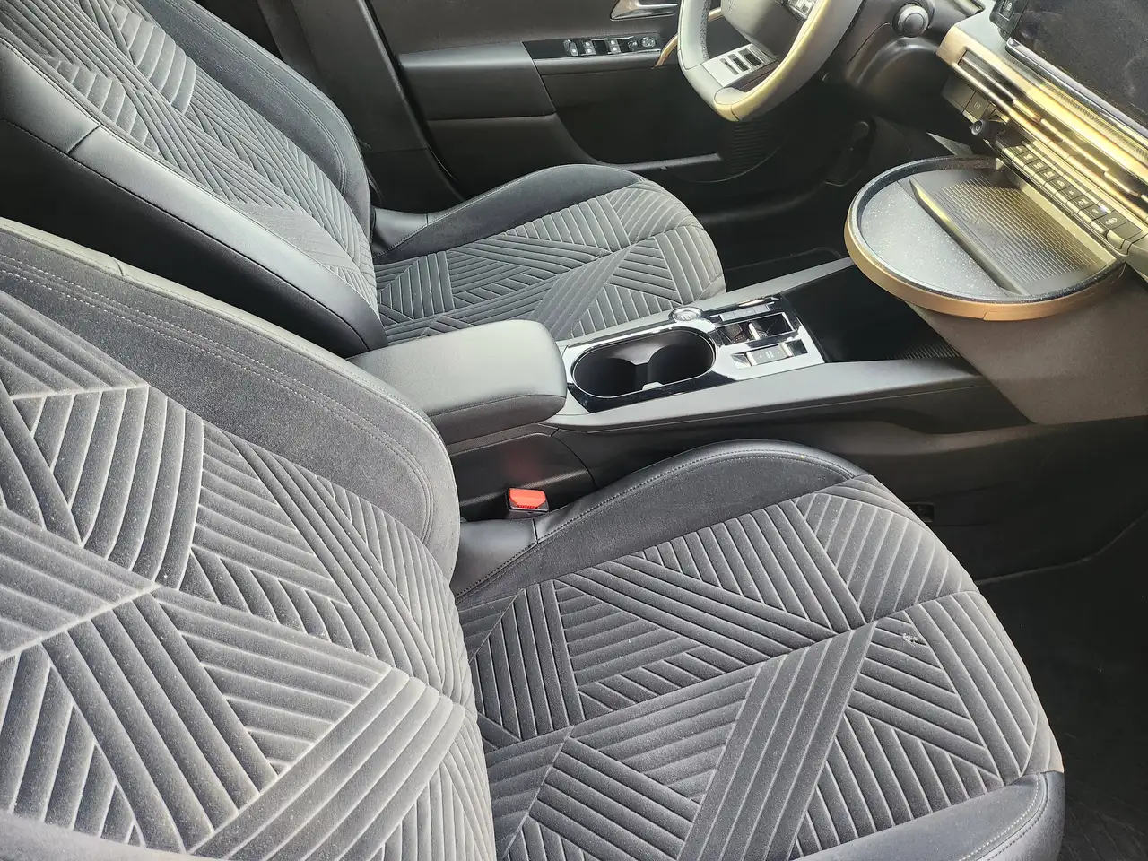 Lancia Ypsilon 2024 — фото 11
